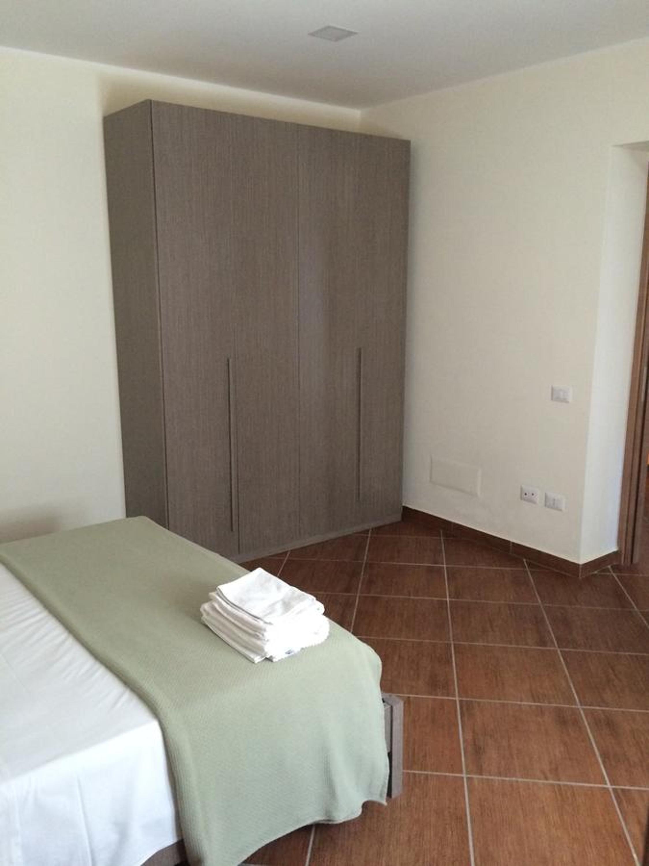 Double Room - Photo 6