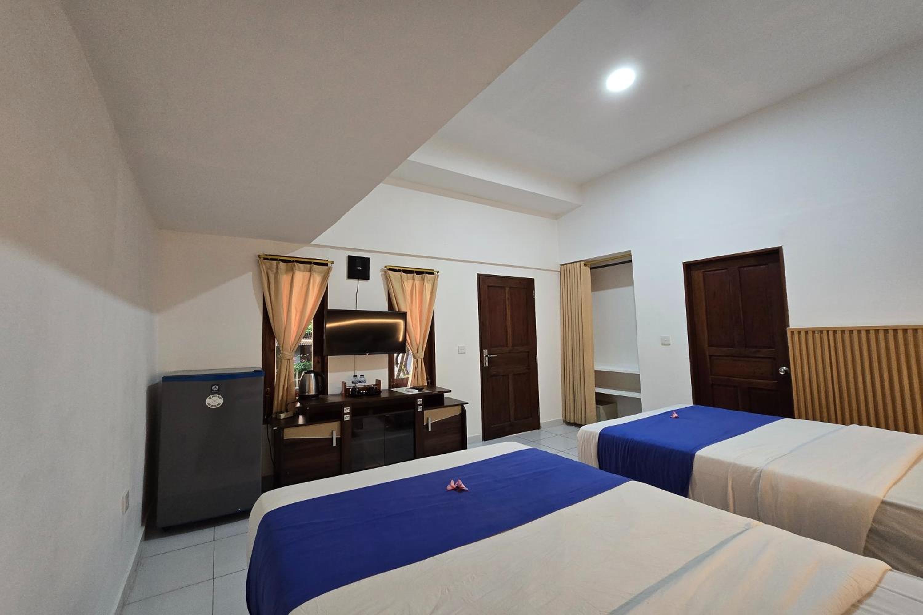 Deluxe Double or Twin Room - Photo 4