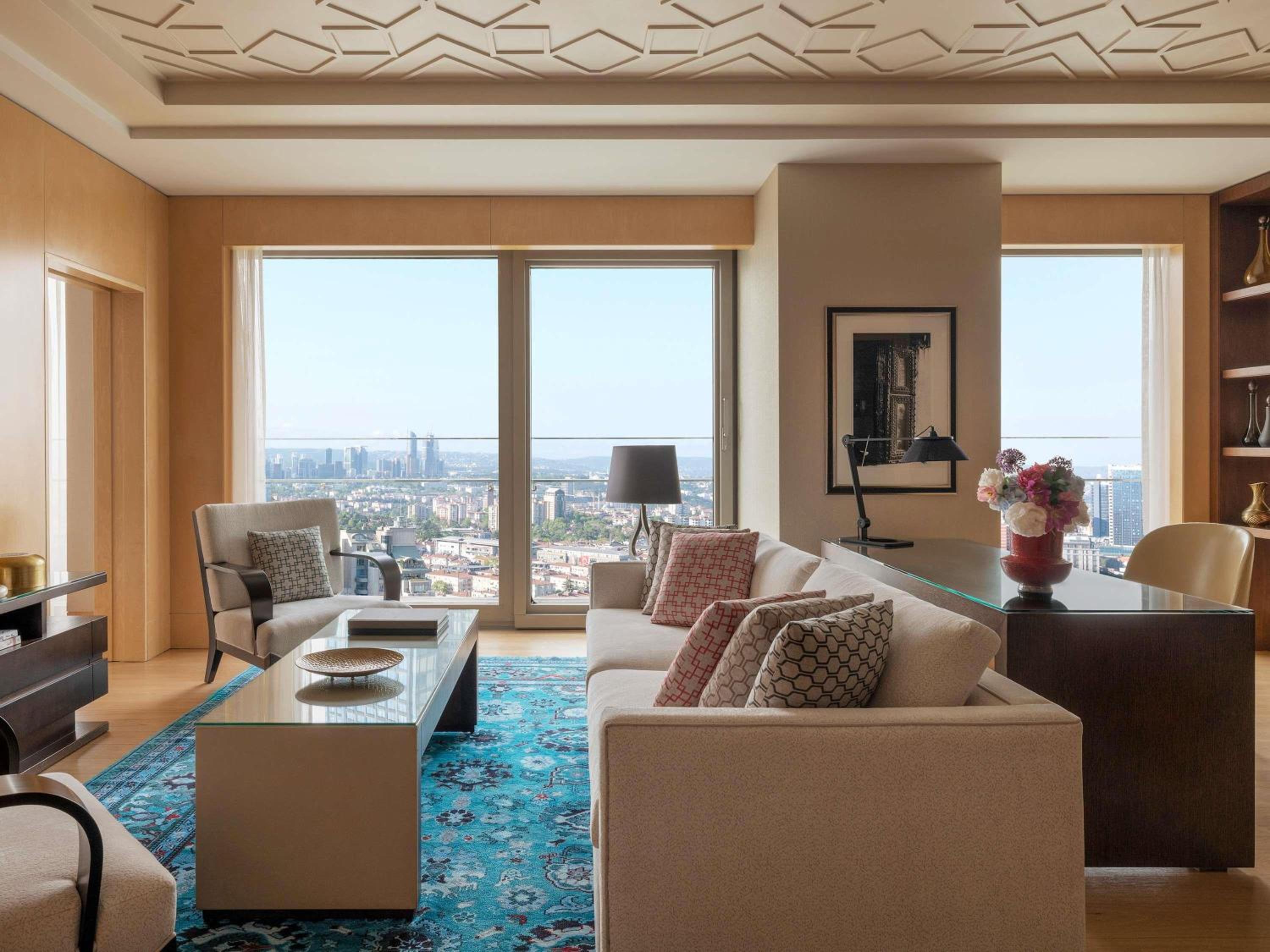 One-Bedroom King Suite with City View