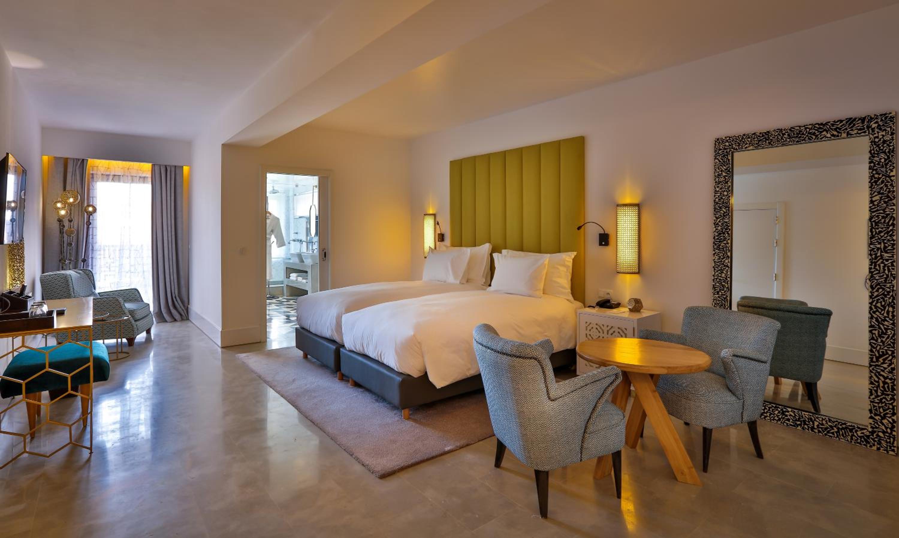 Deluxe Double or Twin Room - Photo 4