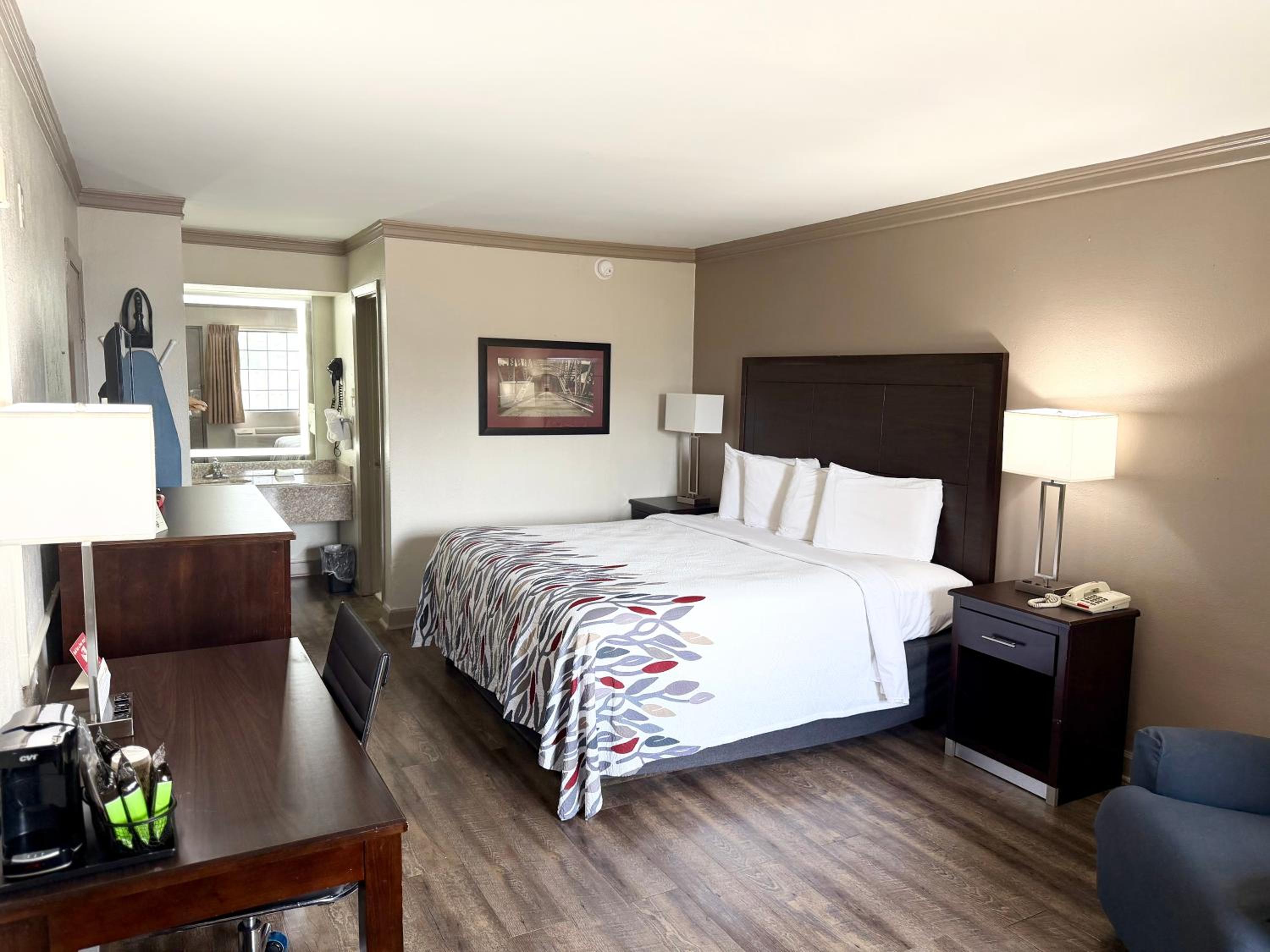 Superior King Room Non-Smoking Renovated
