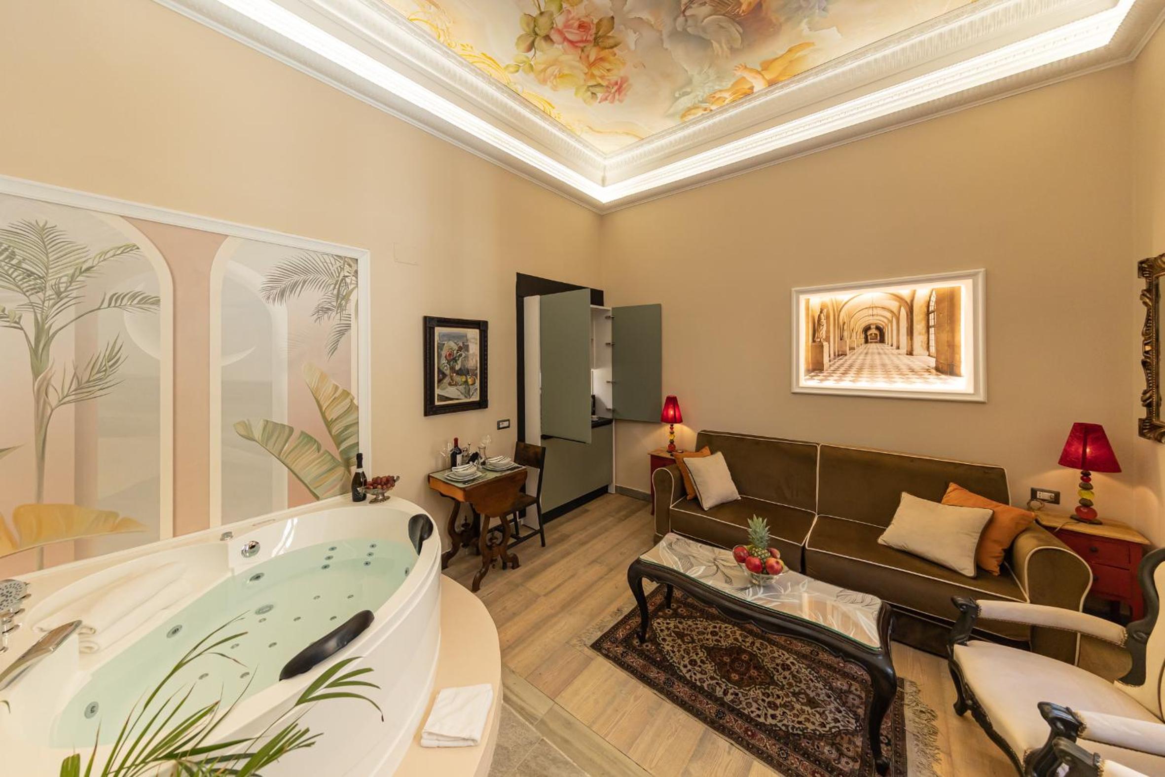 King Suite with Spa Bath photo 2