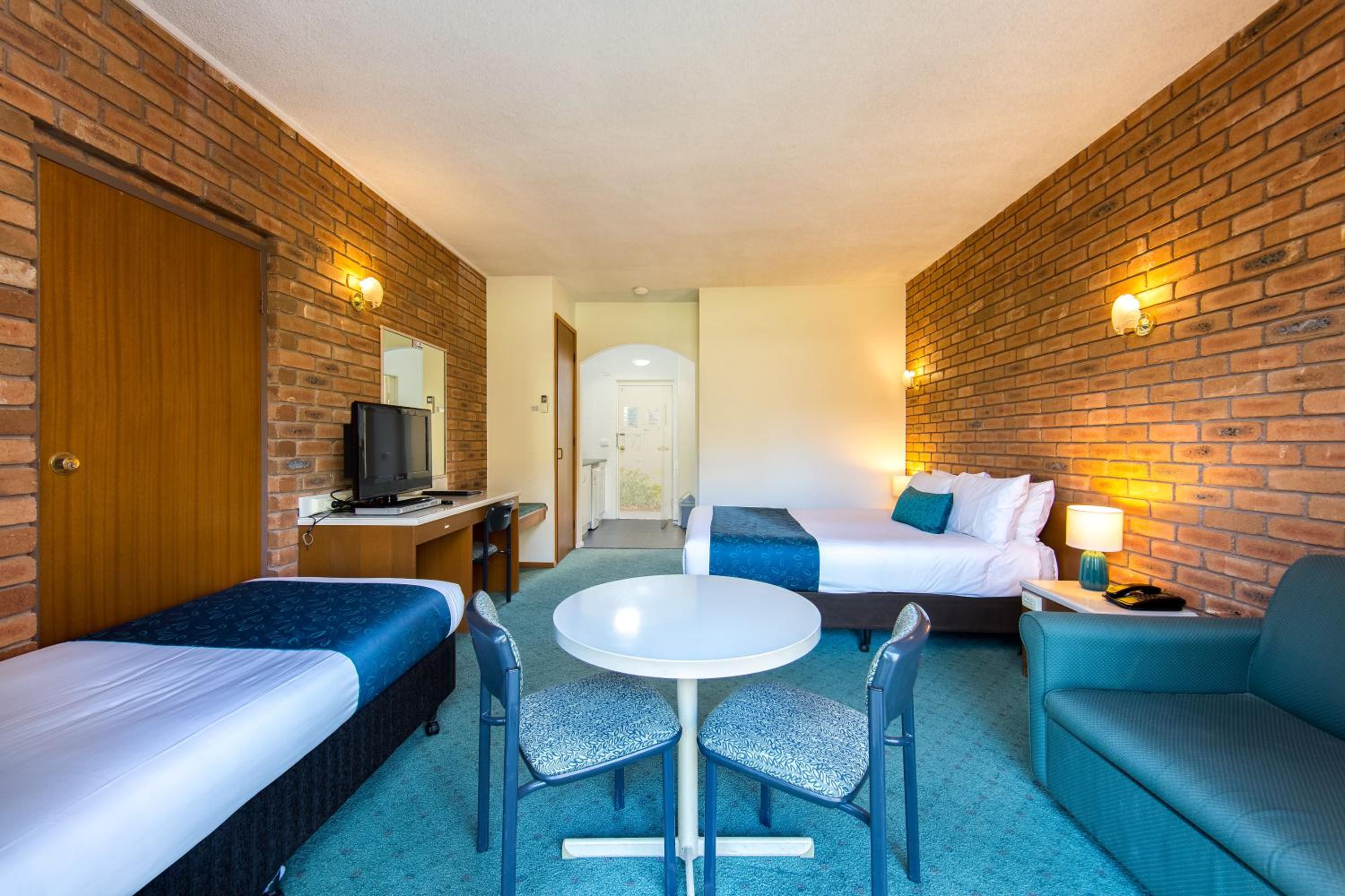 Standard Double or Twin Room photo 3