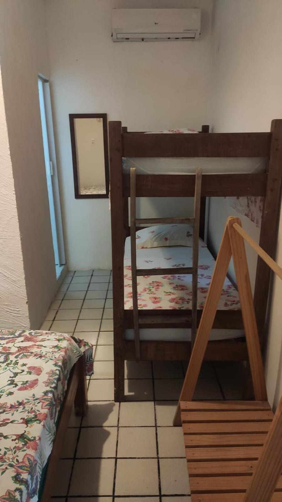 Economy Quadruple Room - Photo 2