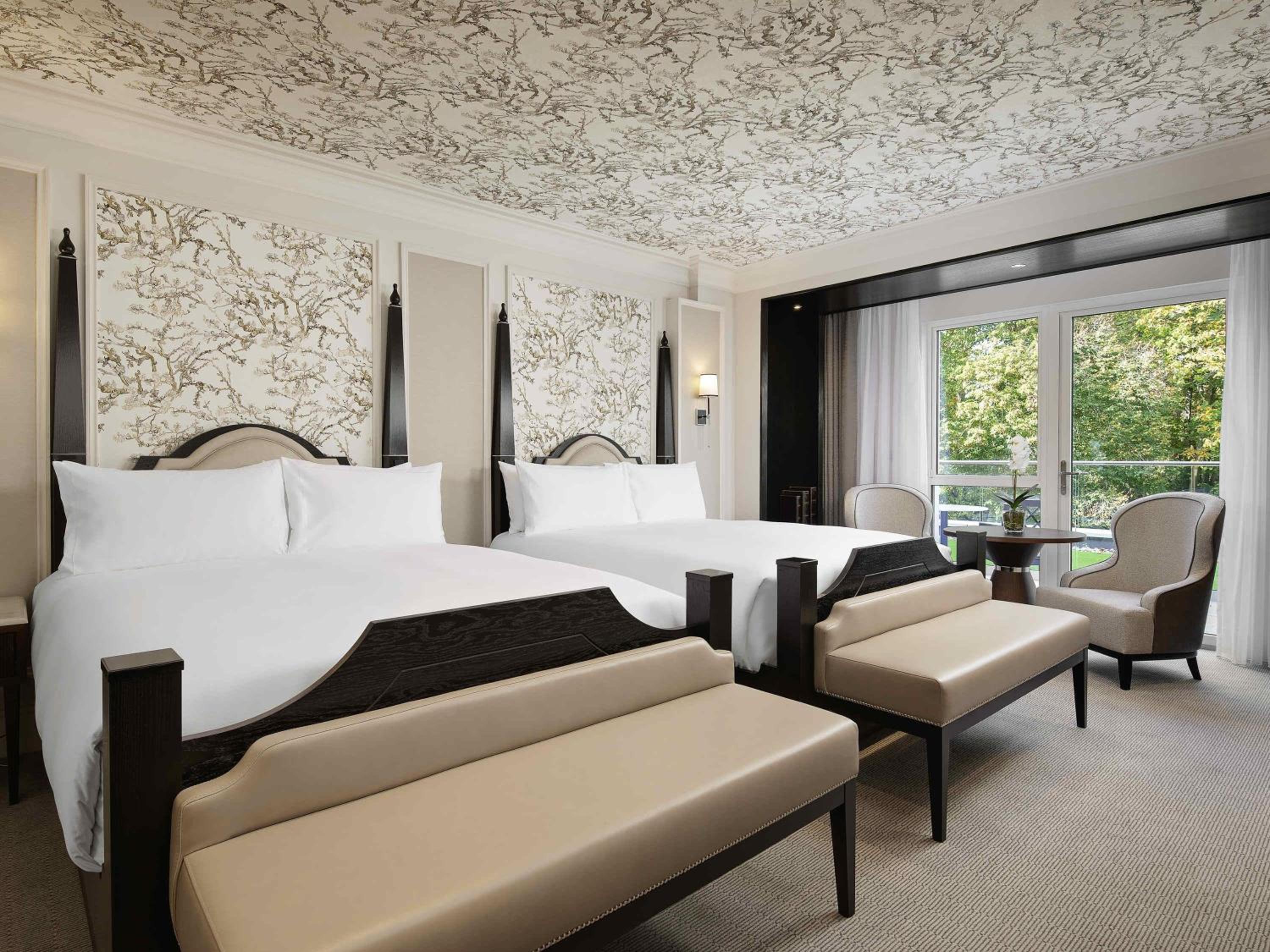 Deluxe Double Room with Balcony - Photo 1