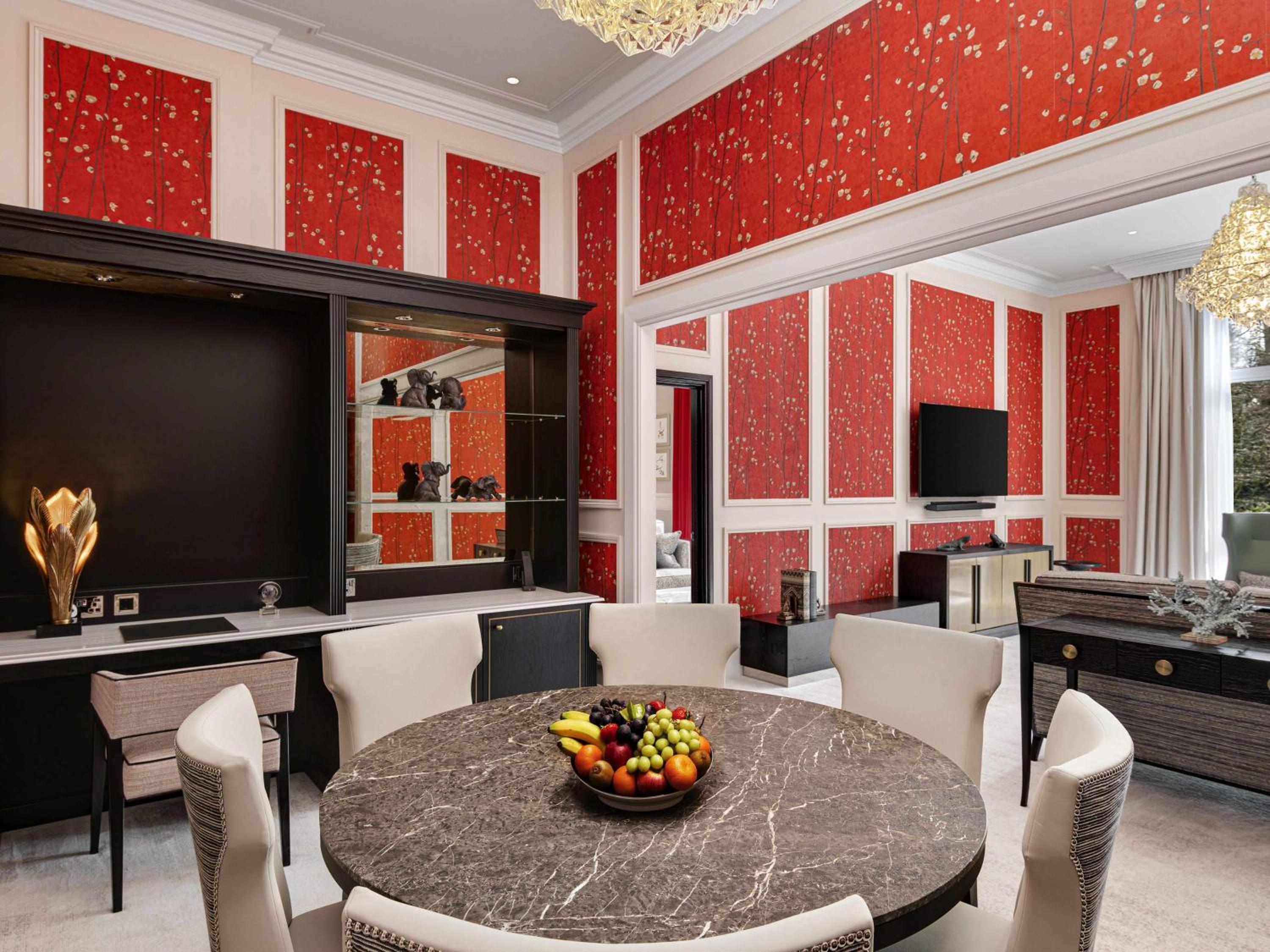 One-Bedroom Terrace Suite - Photo 3