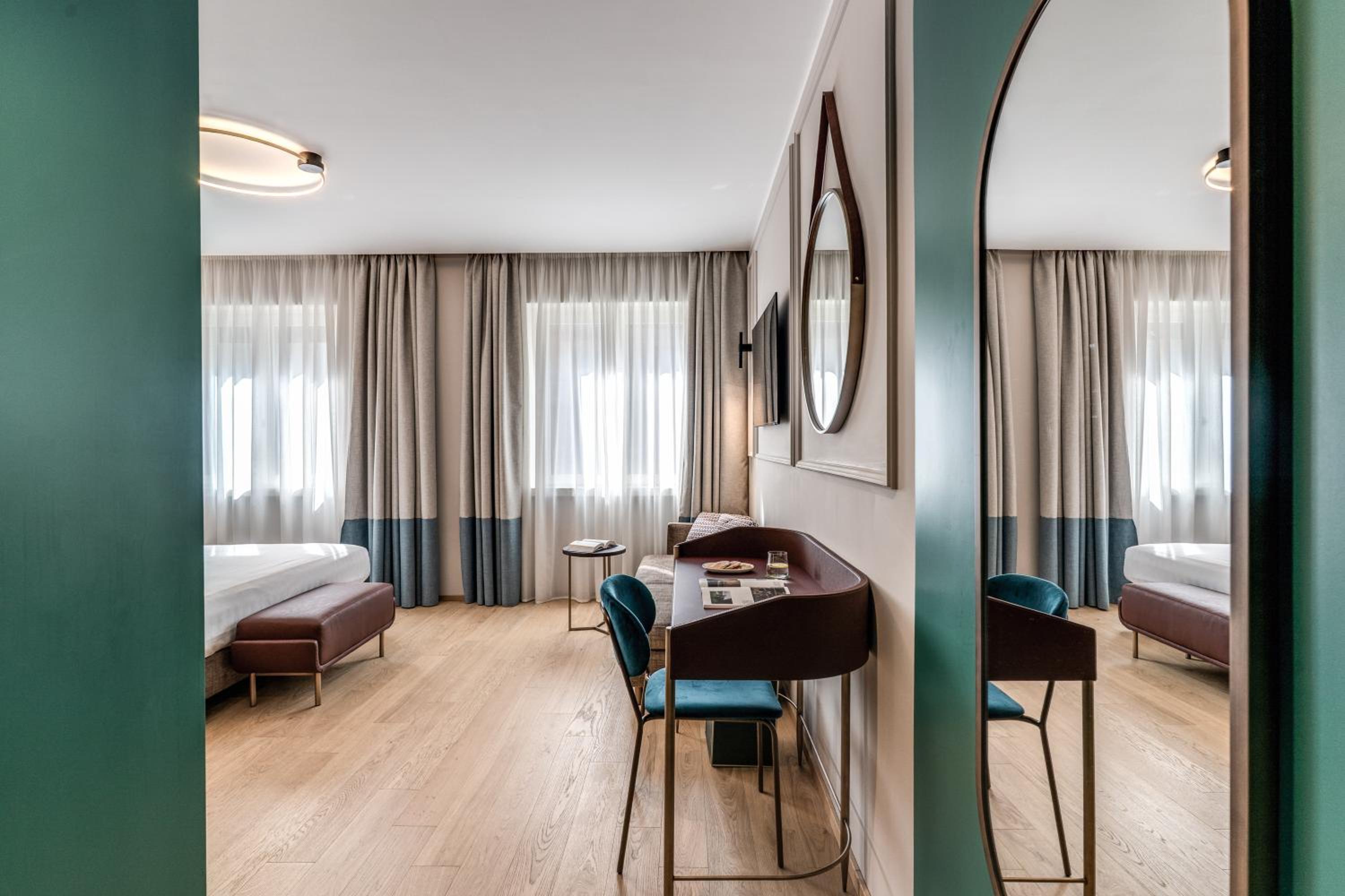 Deluxe Triple Room photo 3