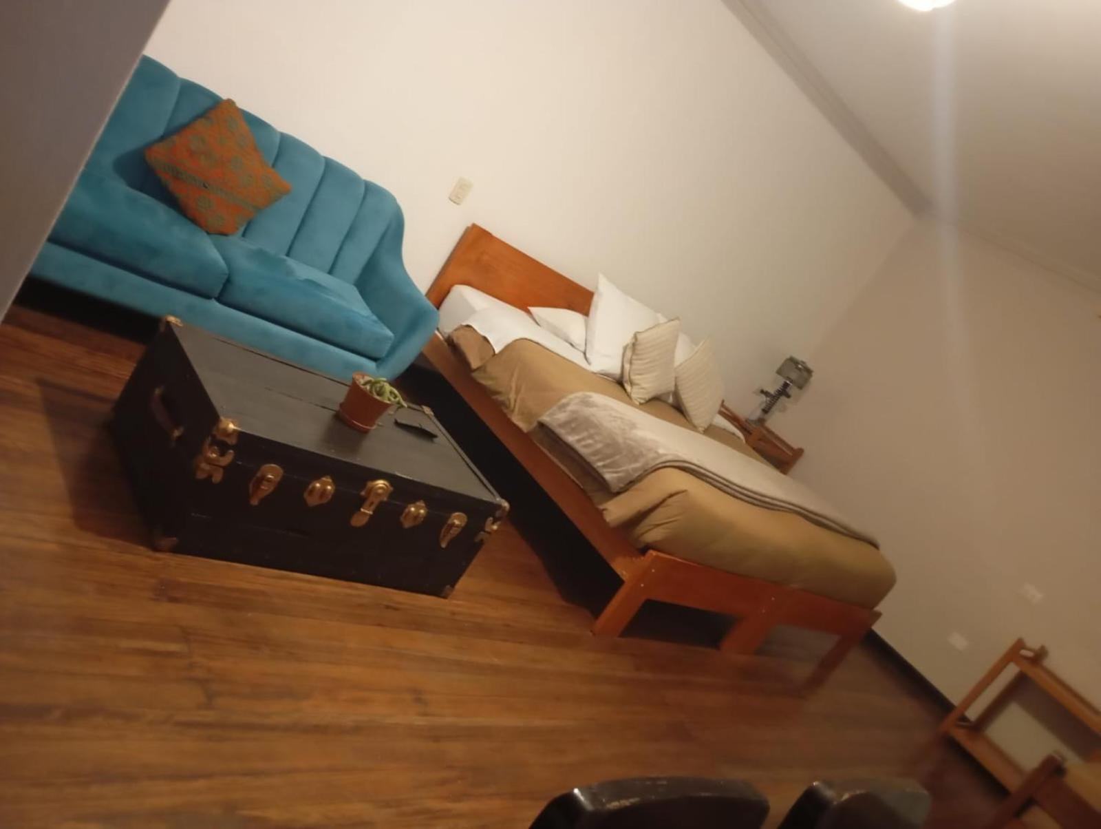 Standard King Room photo 2