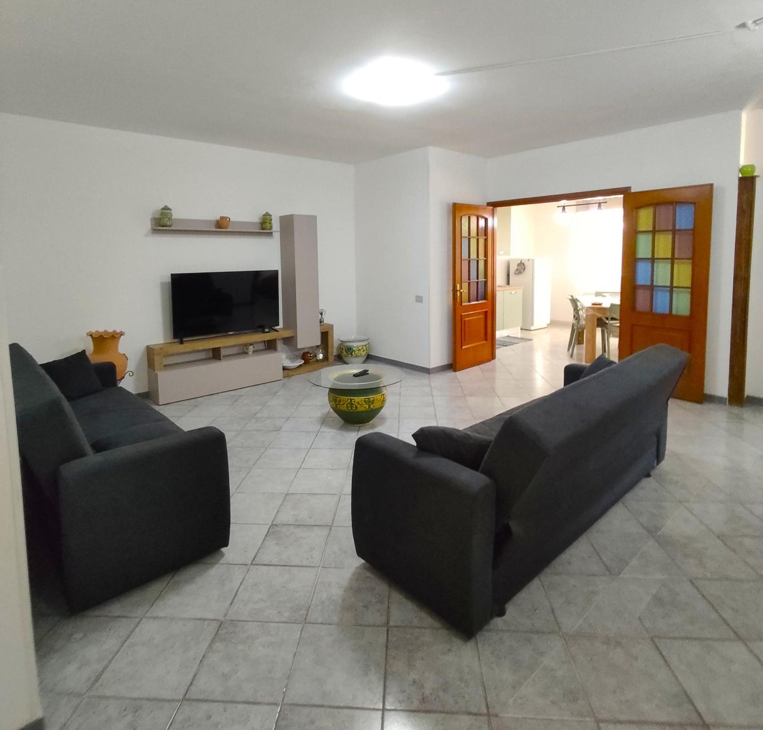 One-Bedroom Apartment with Garden