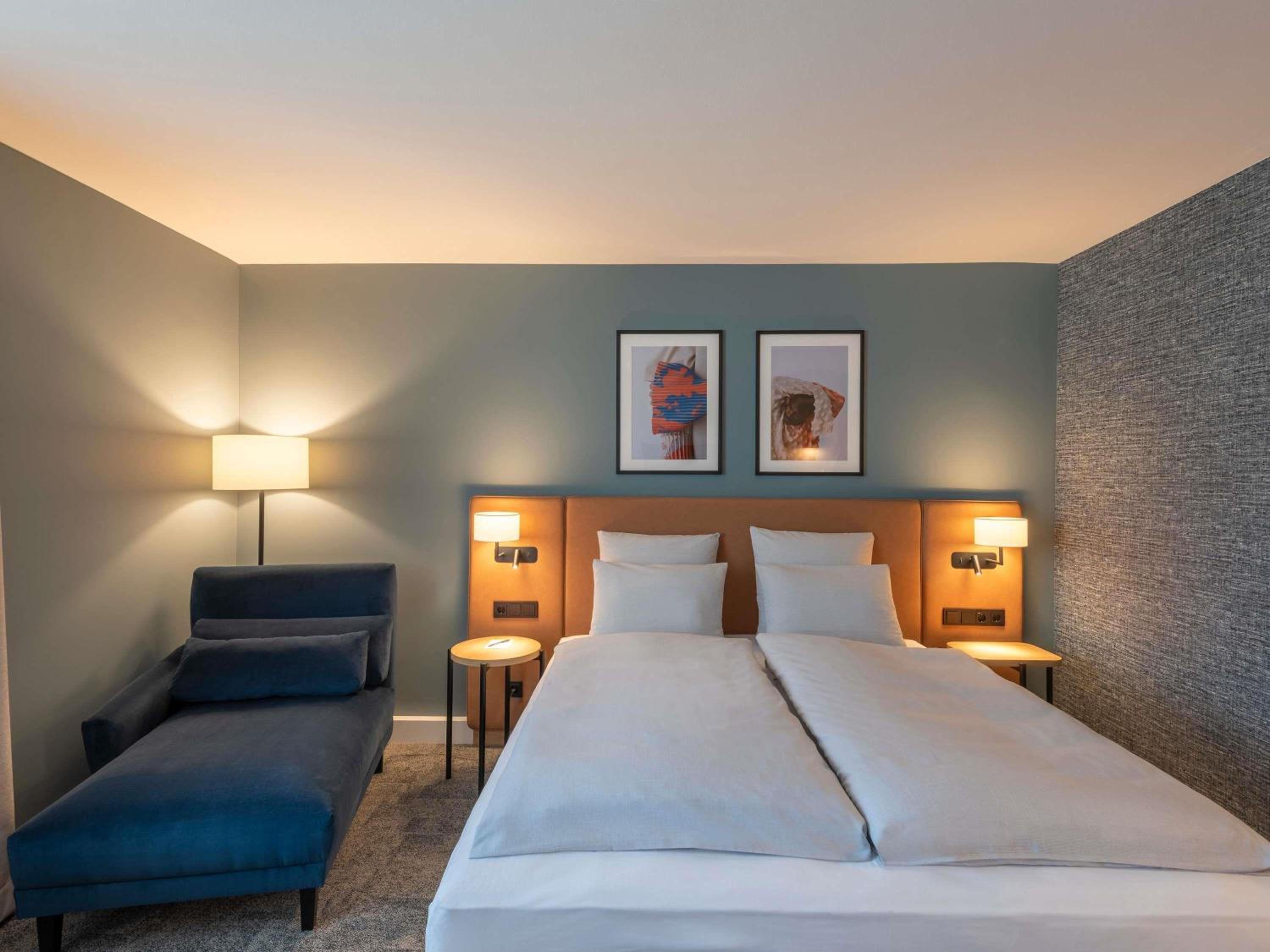 Superior King Room - Photo 3