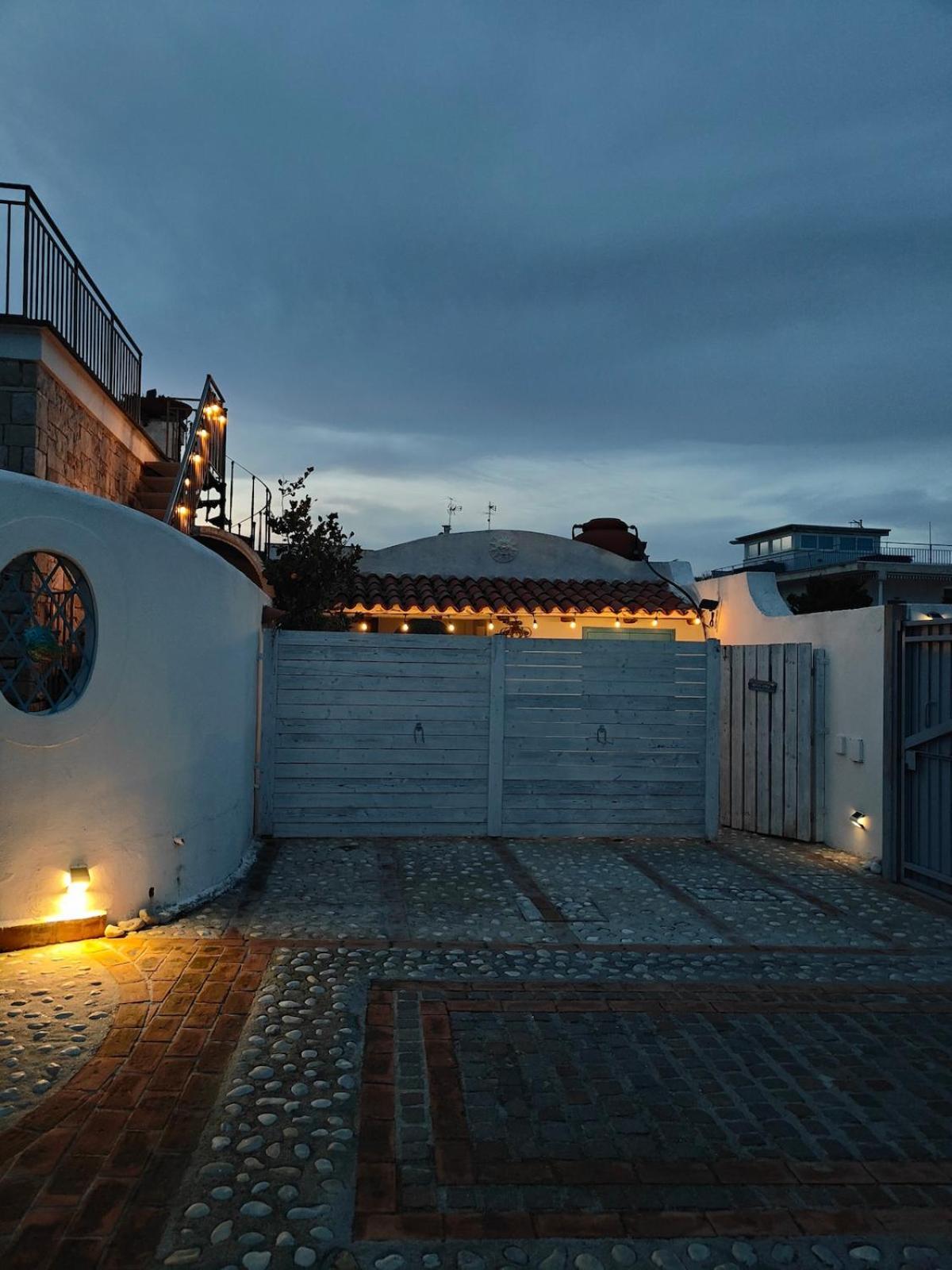 One-Bedroom House