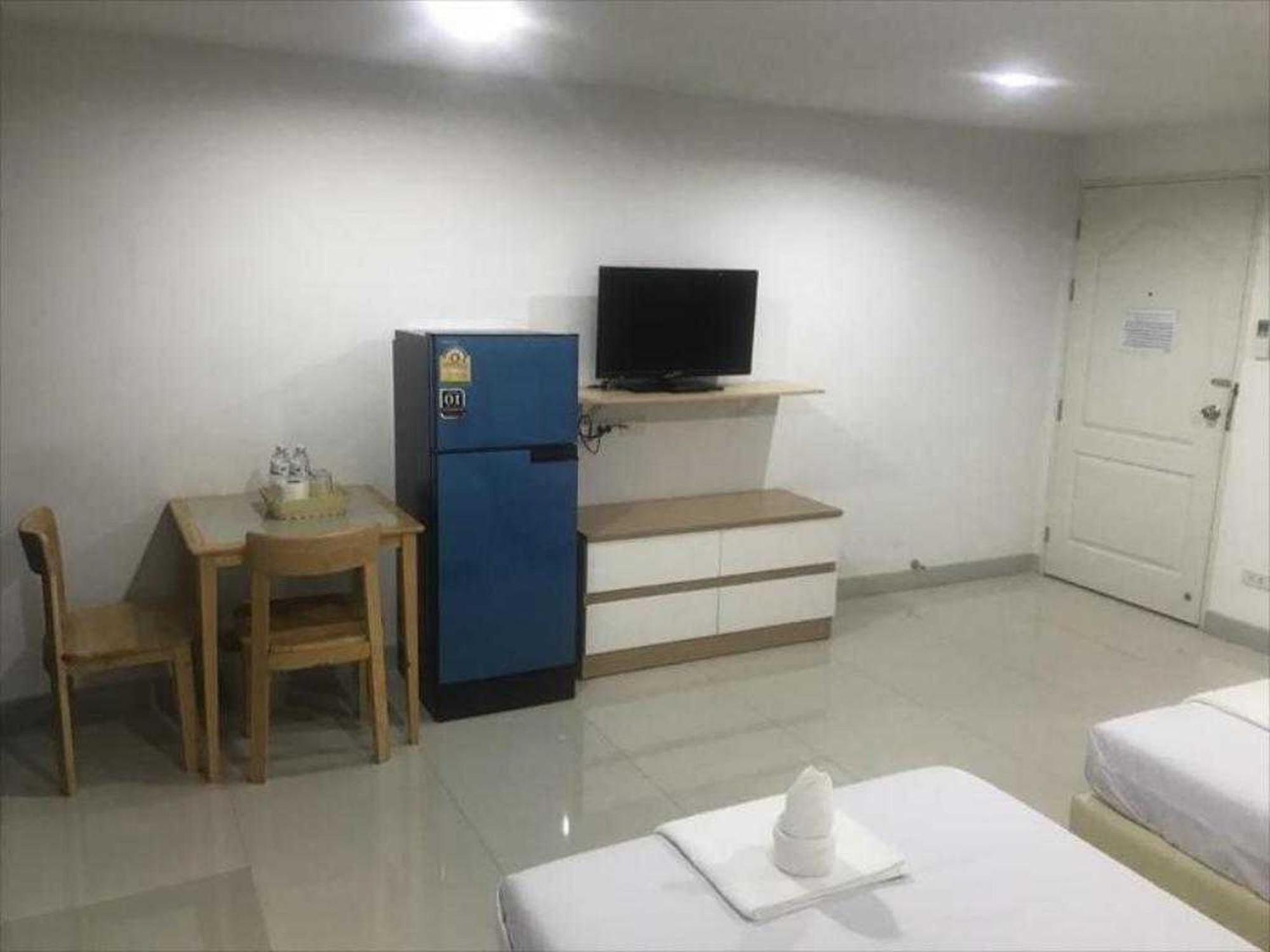 Deluxe Twin Room photo 3