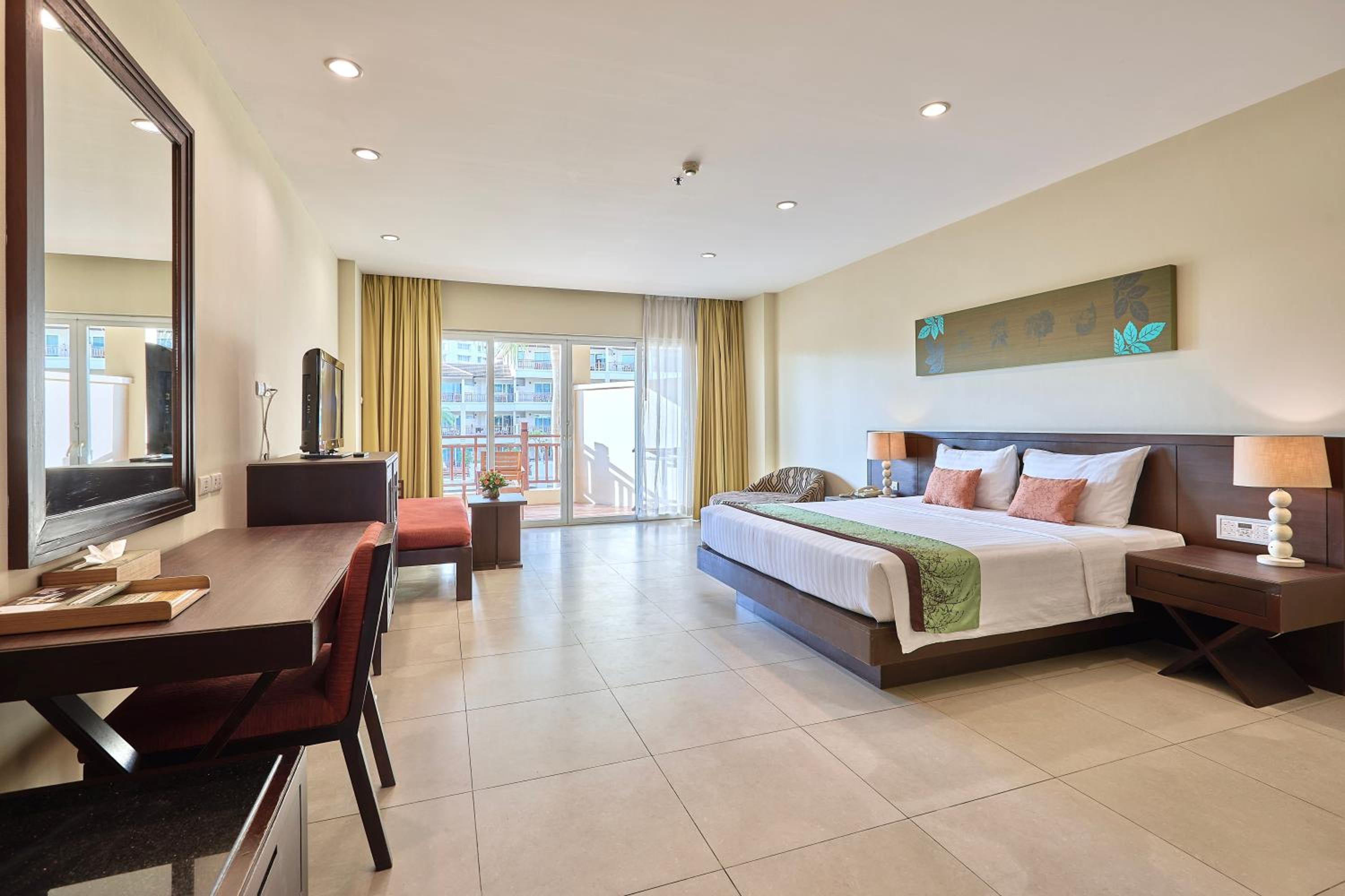 Deluxe Double Room photo 2