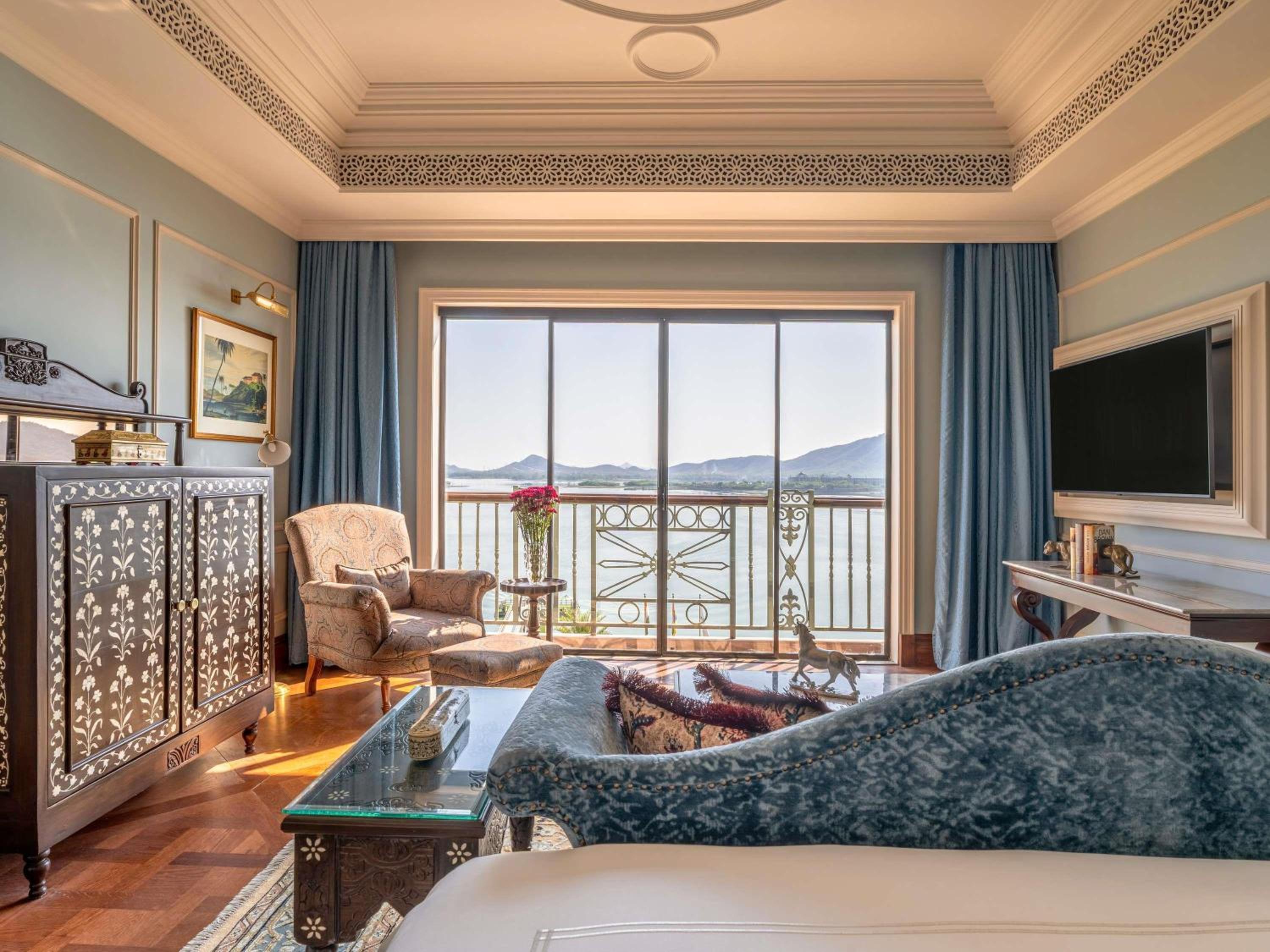 Lakeshore Signature Non Island Room:15% off on F&B, Spa | Soulful yoga experience| Morning & Evening Aarti | nature-led and traditional experiences such as daily tea, curated walks, bird watching, Prana Garden, folk dance, Pottery, Mehendi & Astrology