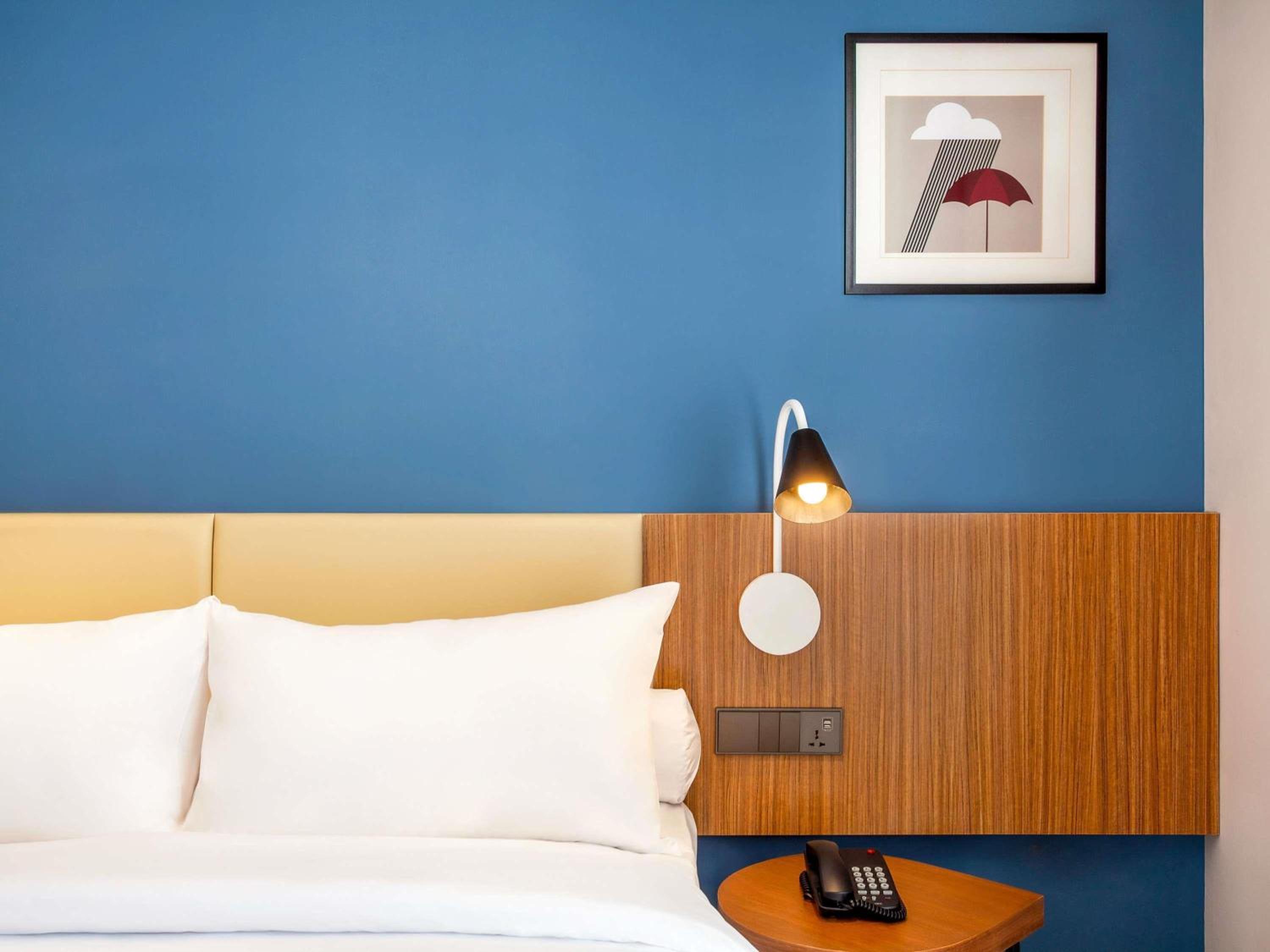 Double Hollywood King Room - Photo 1