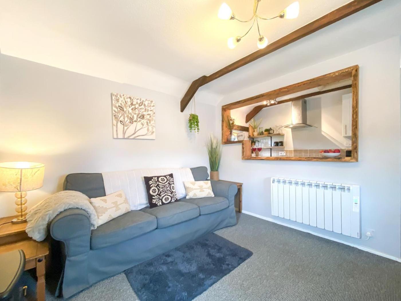 One-Bedroom House photo 2