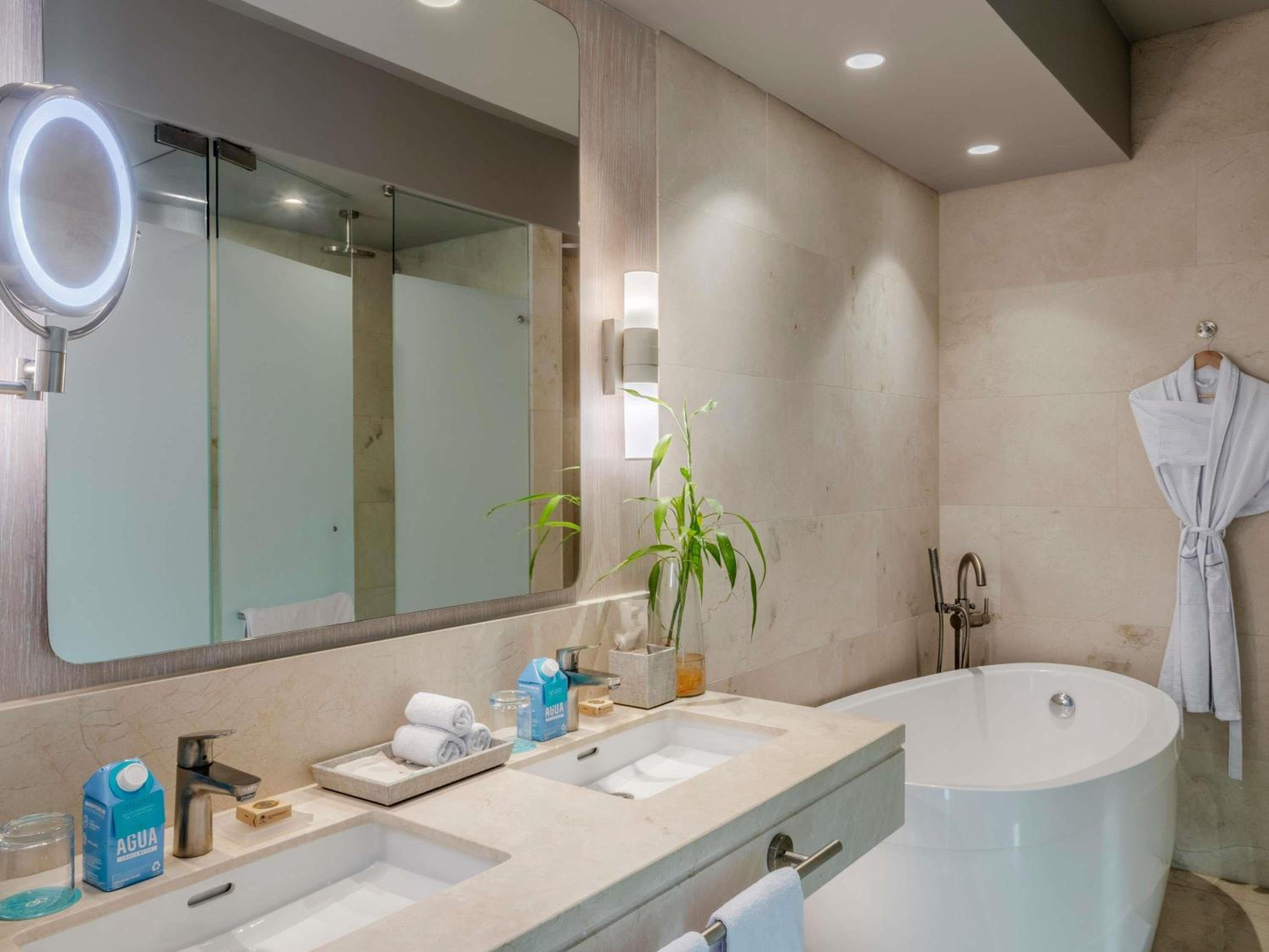 Serenity Ocean King Suite with Hot Tub photo 1