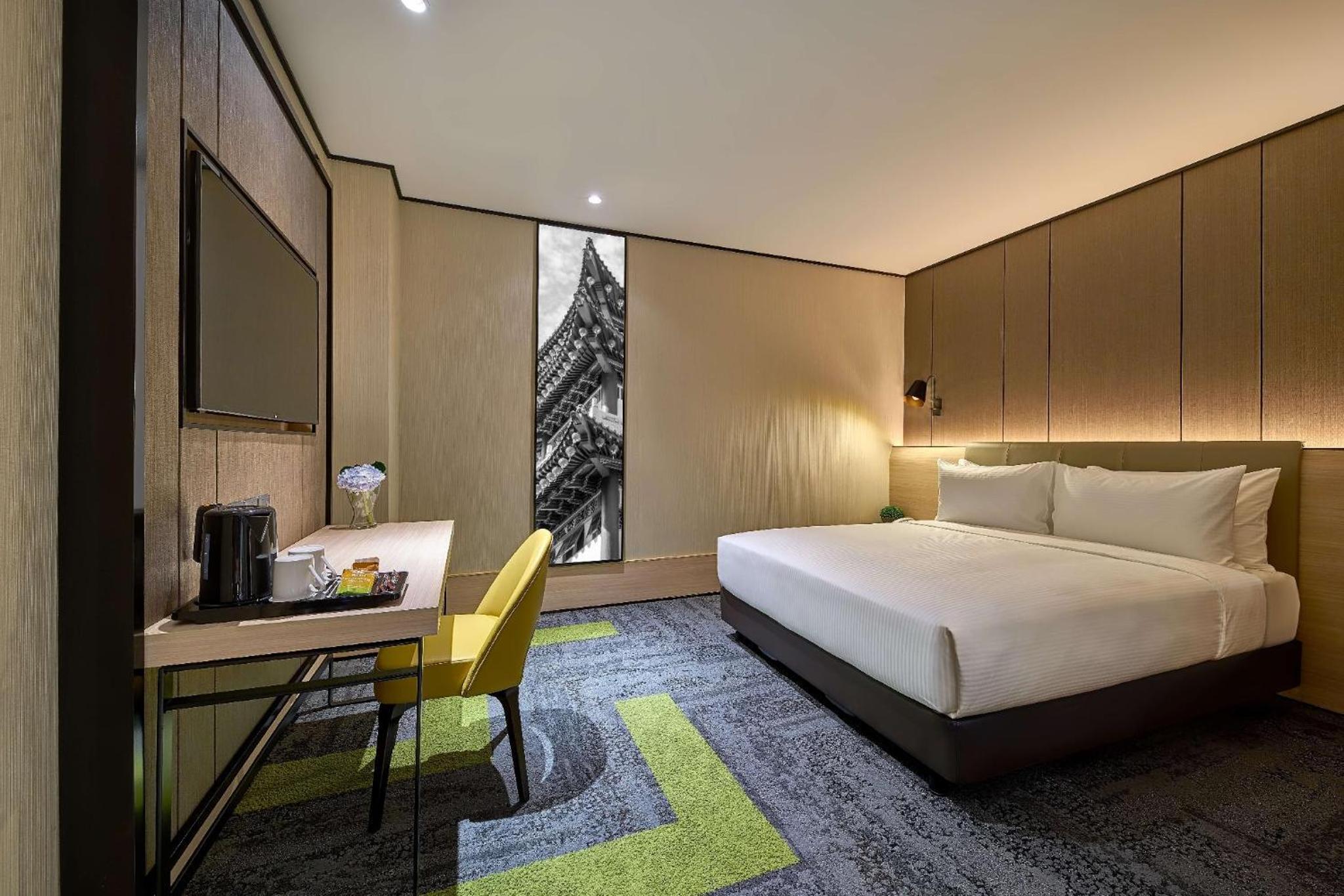 Double Plus Room (Queen) - 6 Hours (Day Use Between 9.00AM to 6.00PM) photo 1