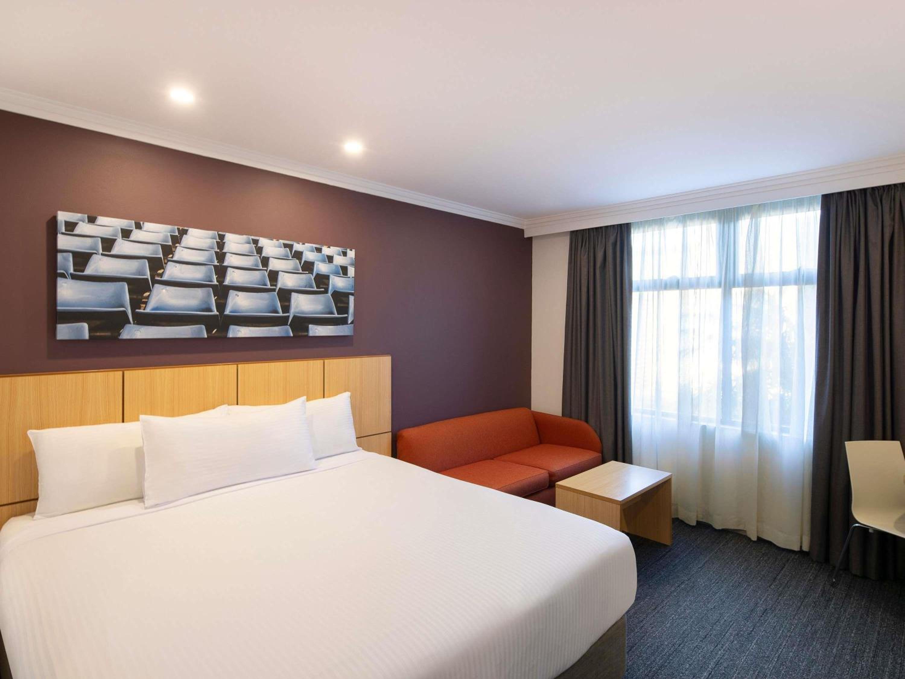 Standard Queen Room - Accessible - Photo 2