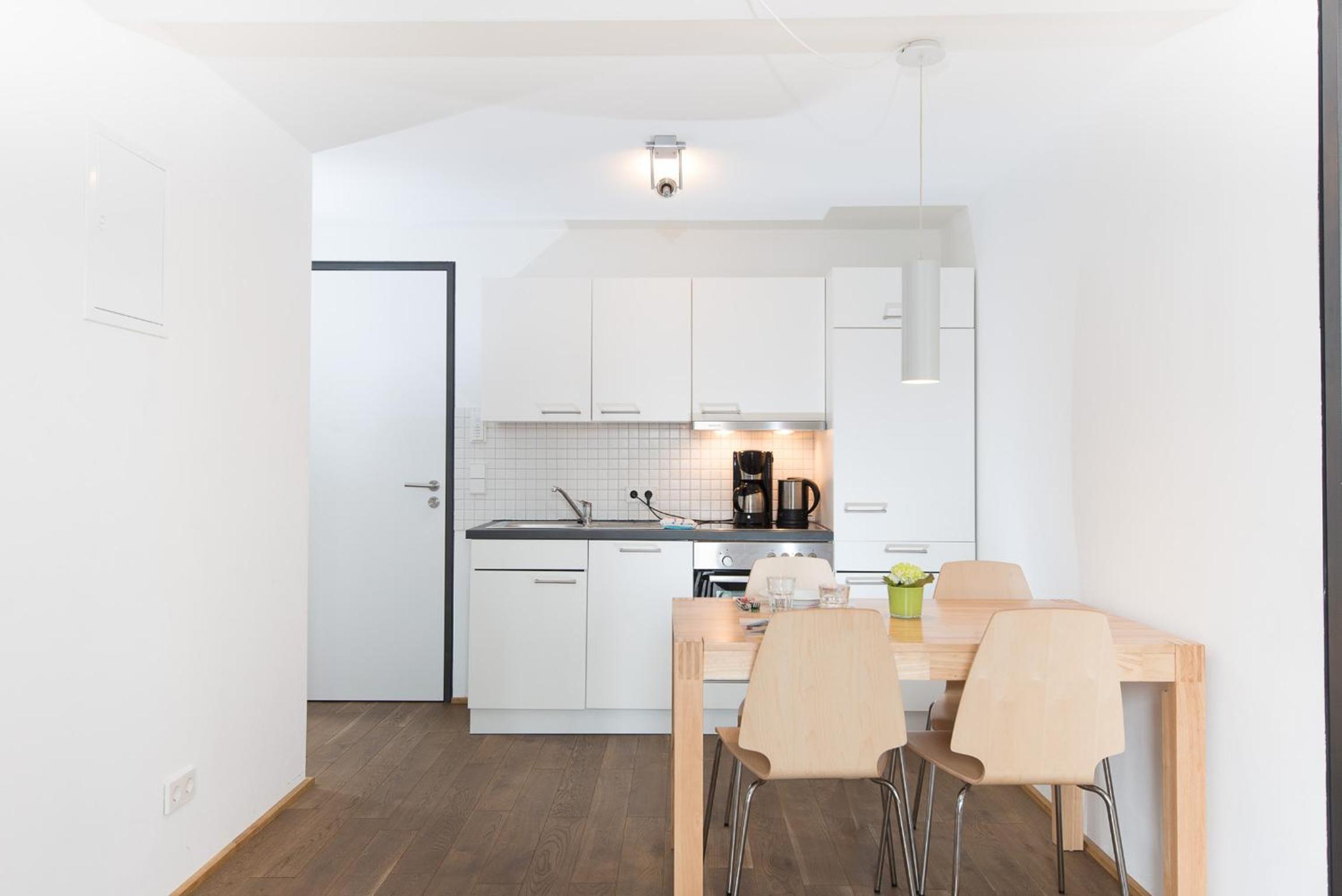 Two-Bedroom Apartment with Balcony photo 2