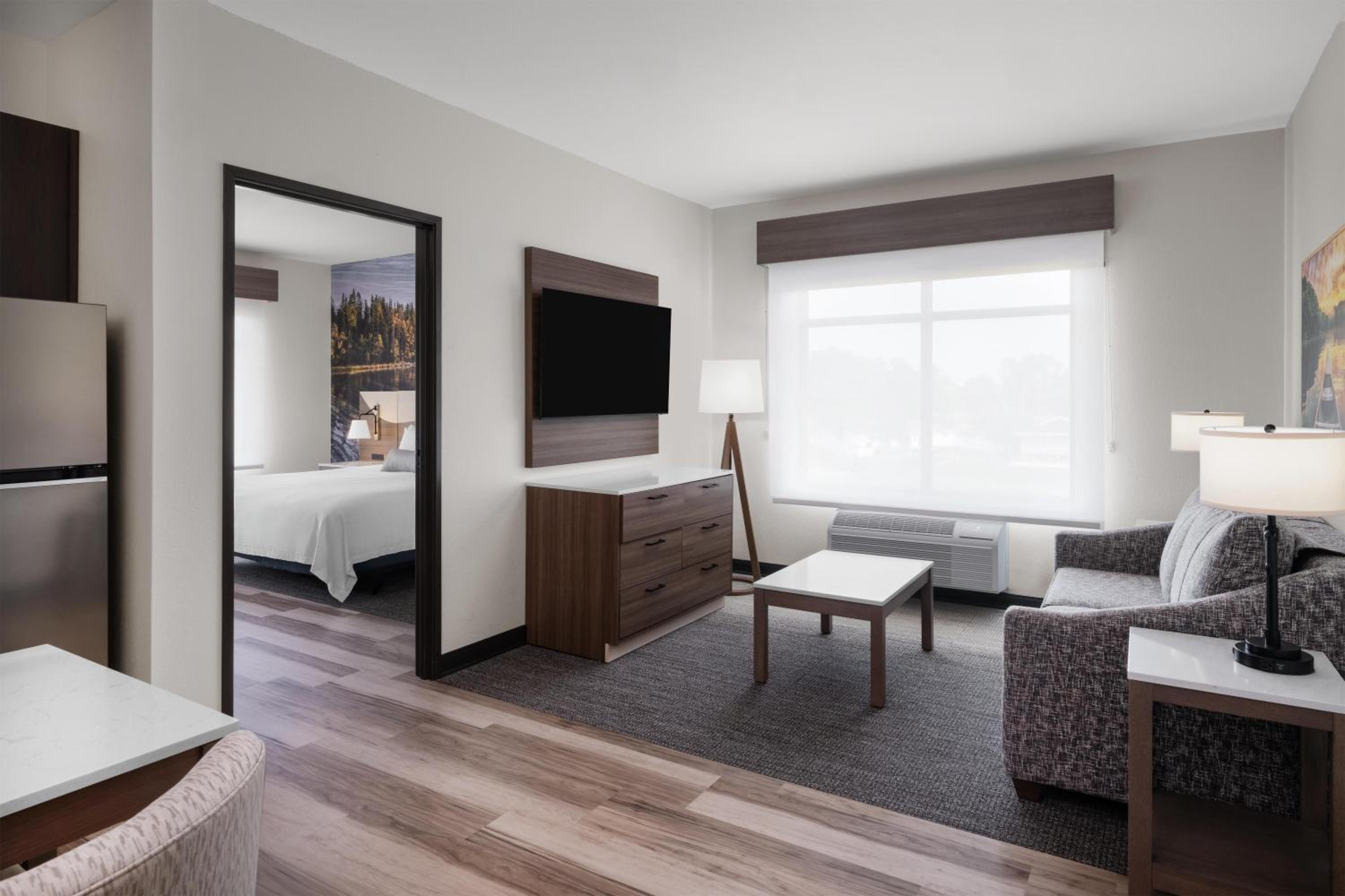Two-Room King Suite with Sofa Bed and Roll-In Shower - Mobility Accessible/Kitchenette photo 2