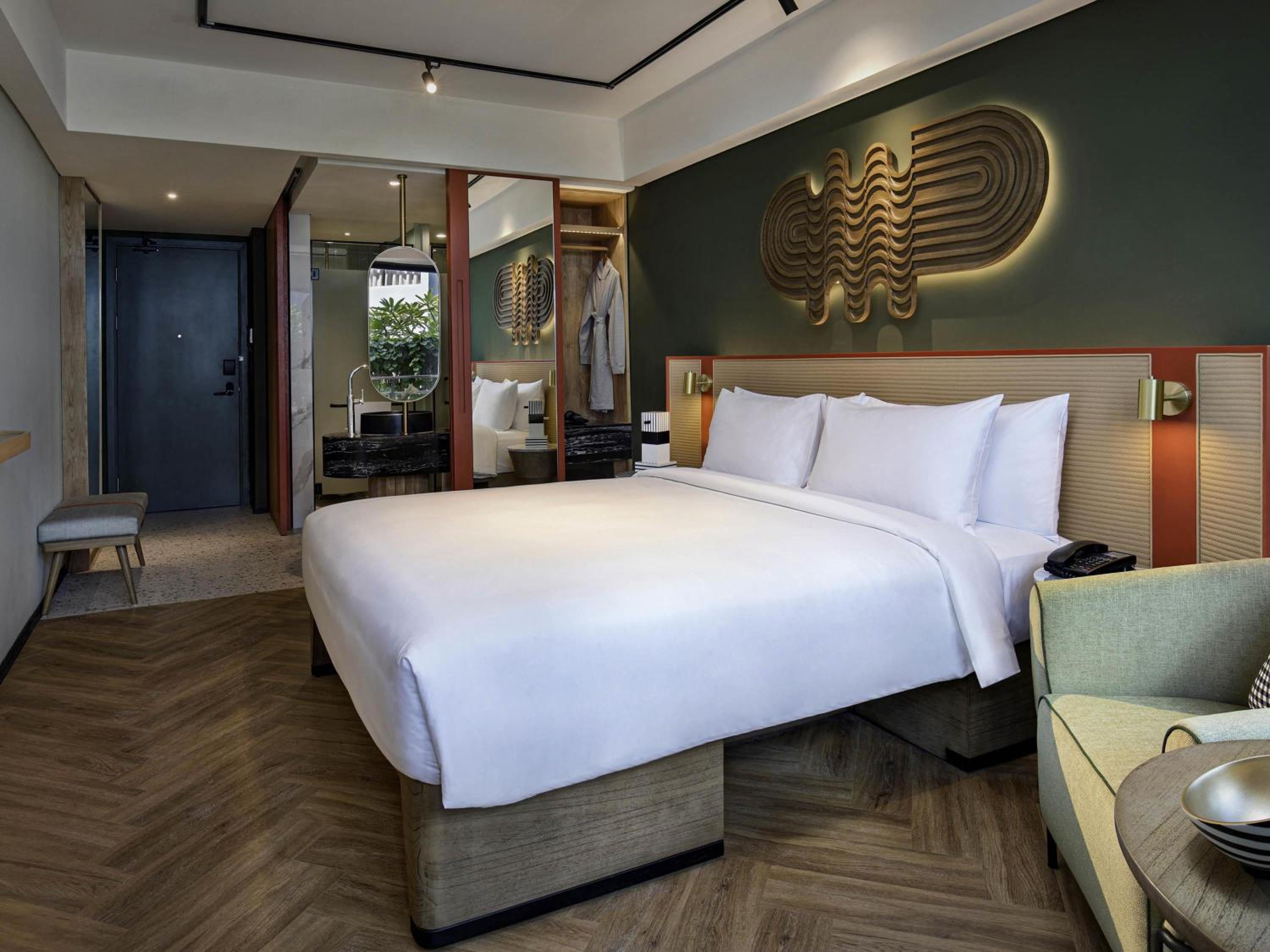 TRIBE Comfort King Room with One King Bed - Photo 1