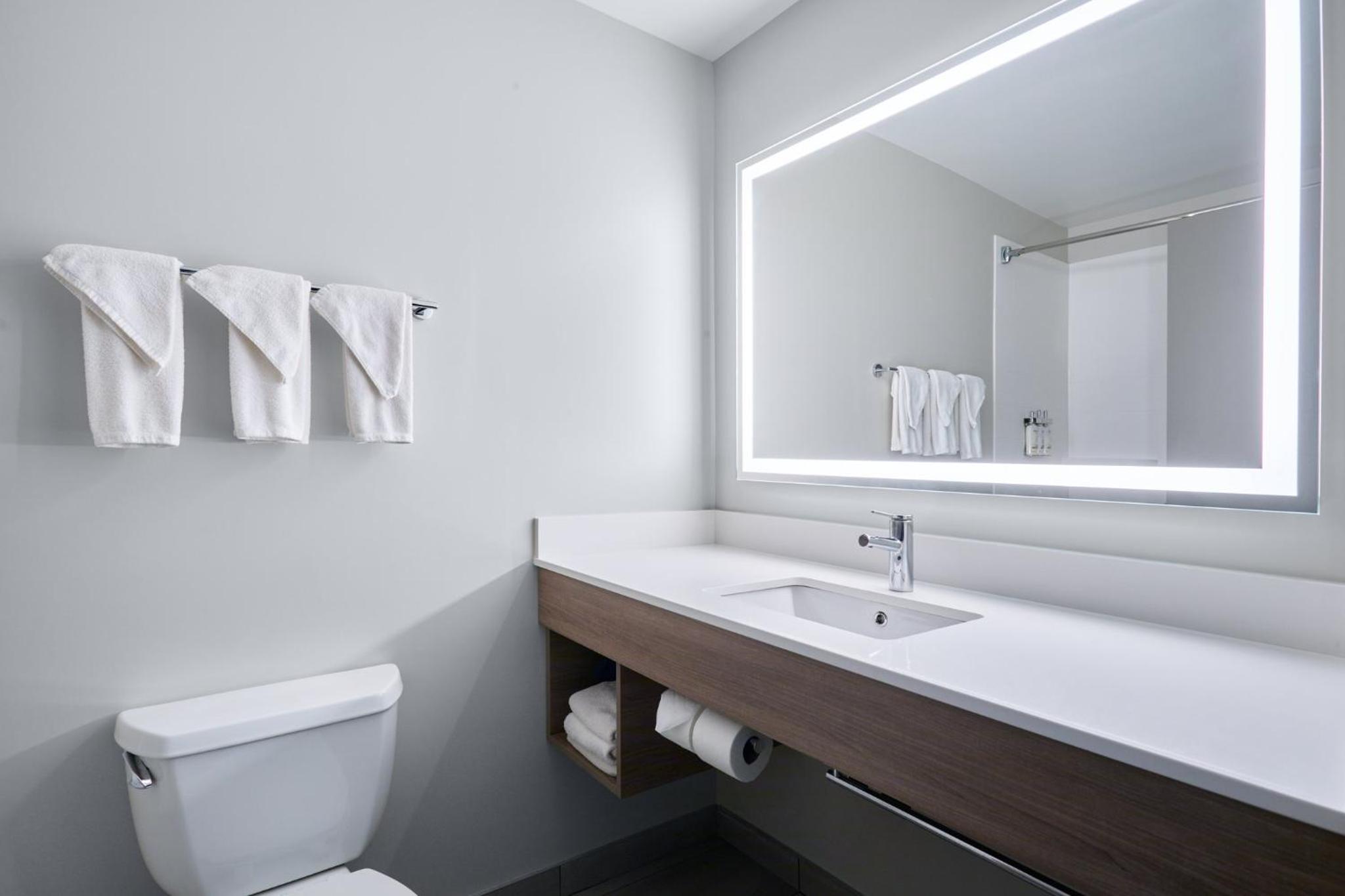 Executive Twin Room - Non-Smoking photo 2