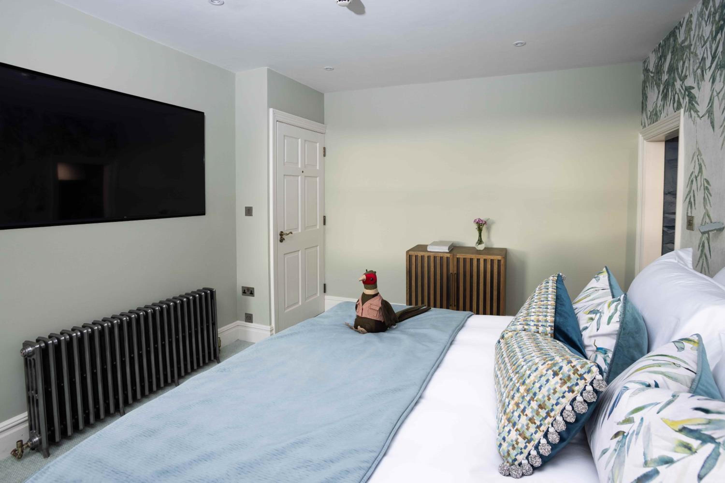 Deluxe King Room photo 1