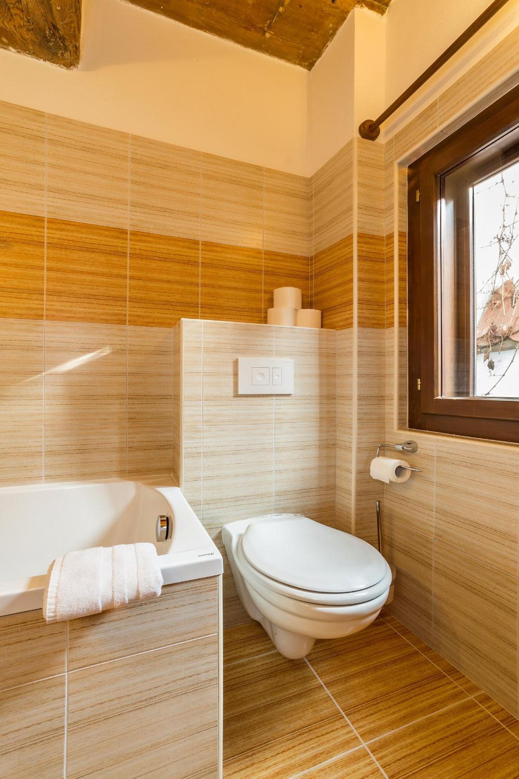 Double or Twin Room photo 2
