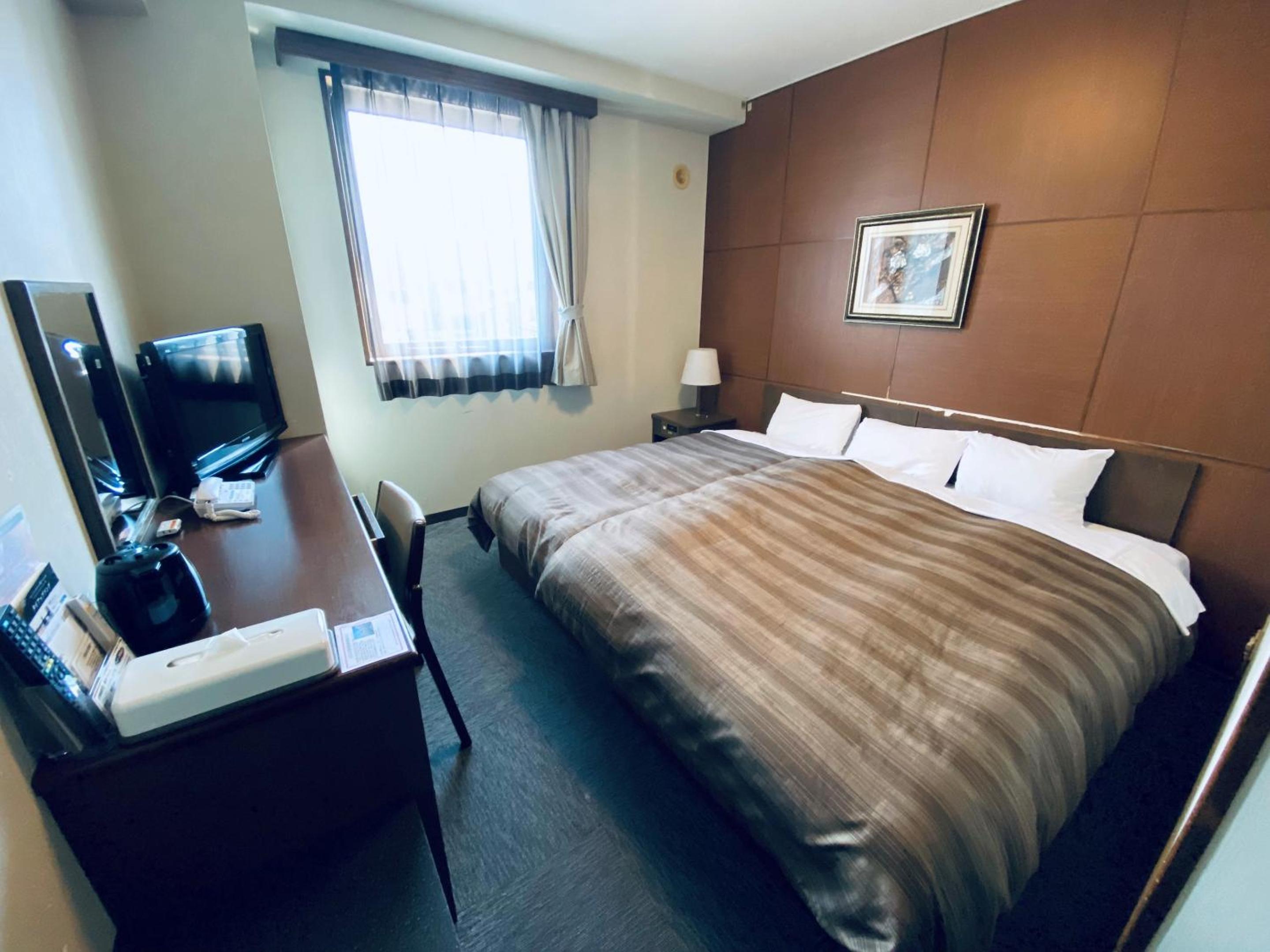 Hollywood Twin Room - Non-Smoking - Photo 8