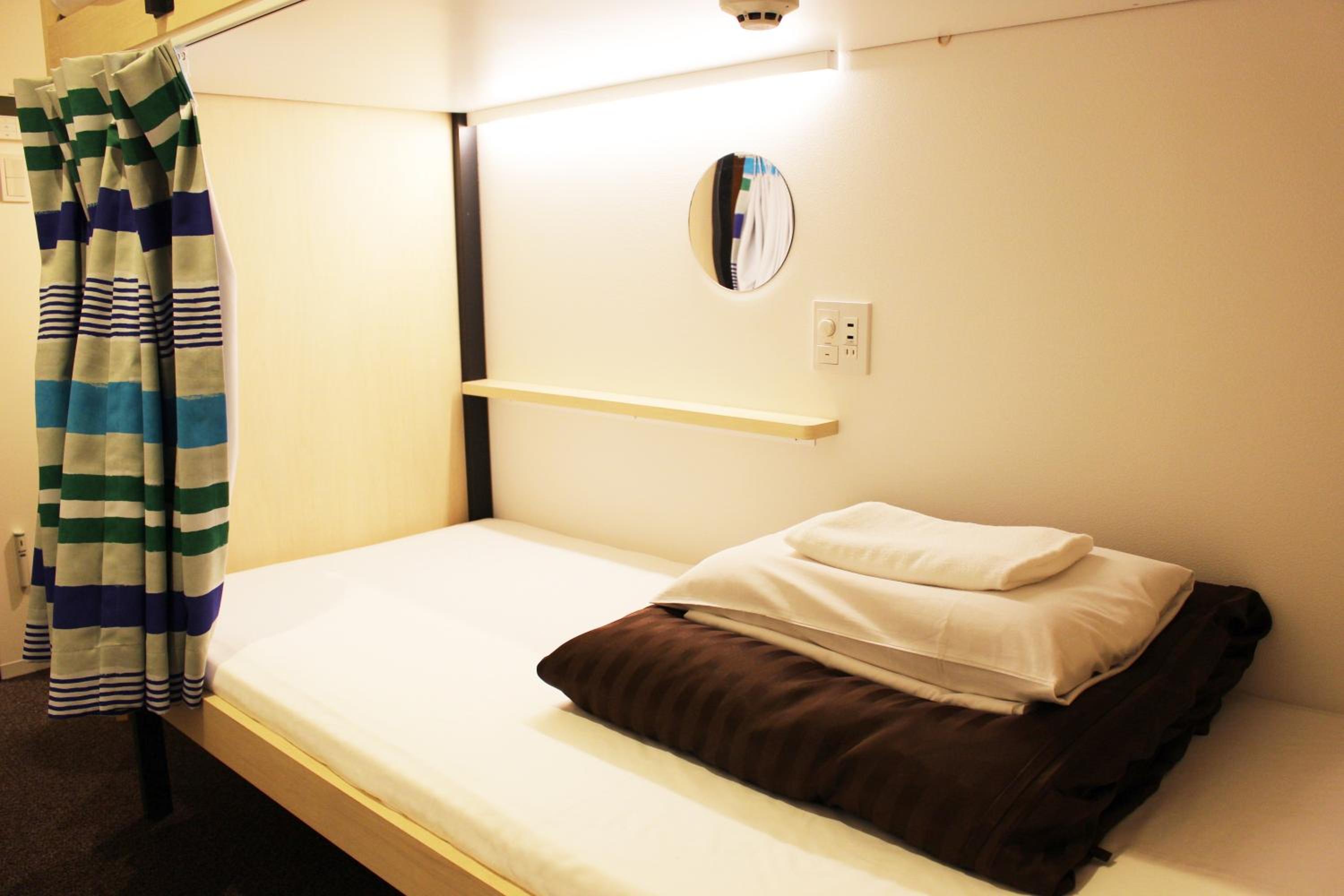 Economy Twin Room photo 2