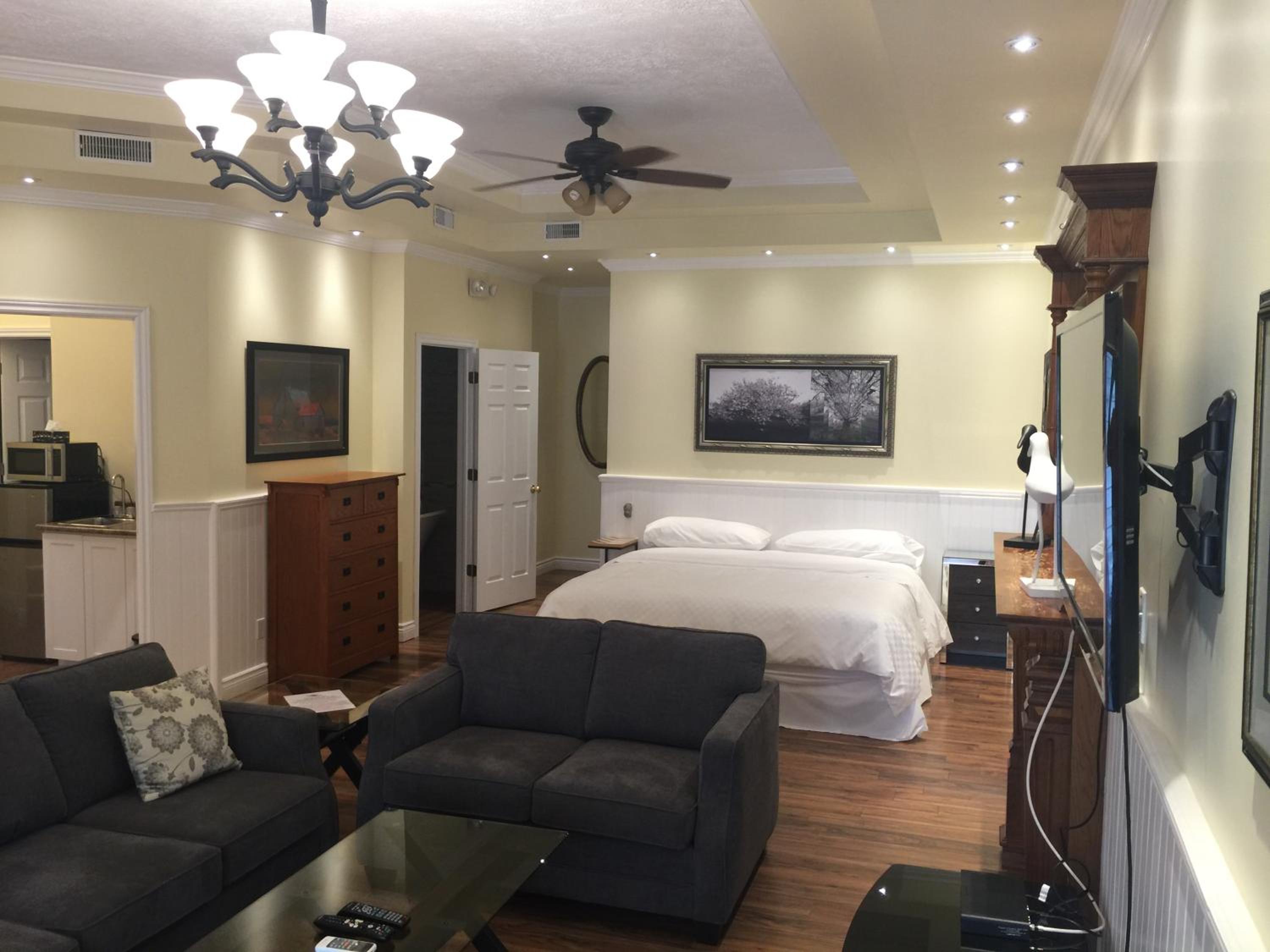 Suite with Balcony