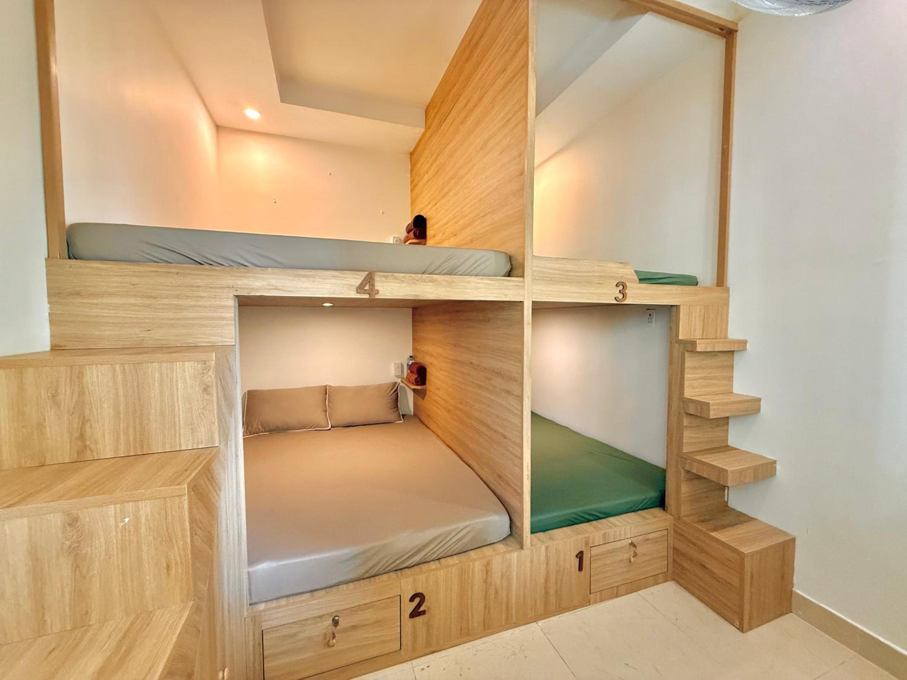 Bunk Bed in Mixed Dormitory Room photo 2