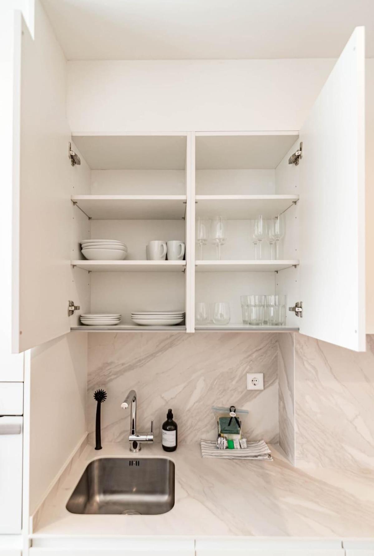 Apartment photo 2