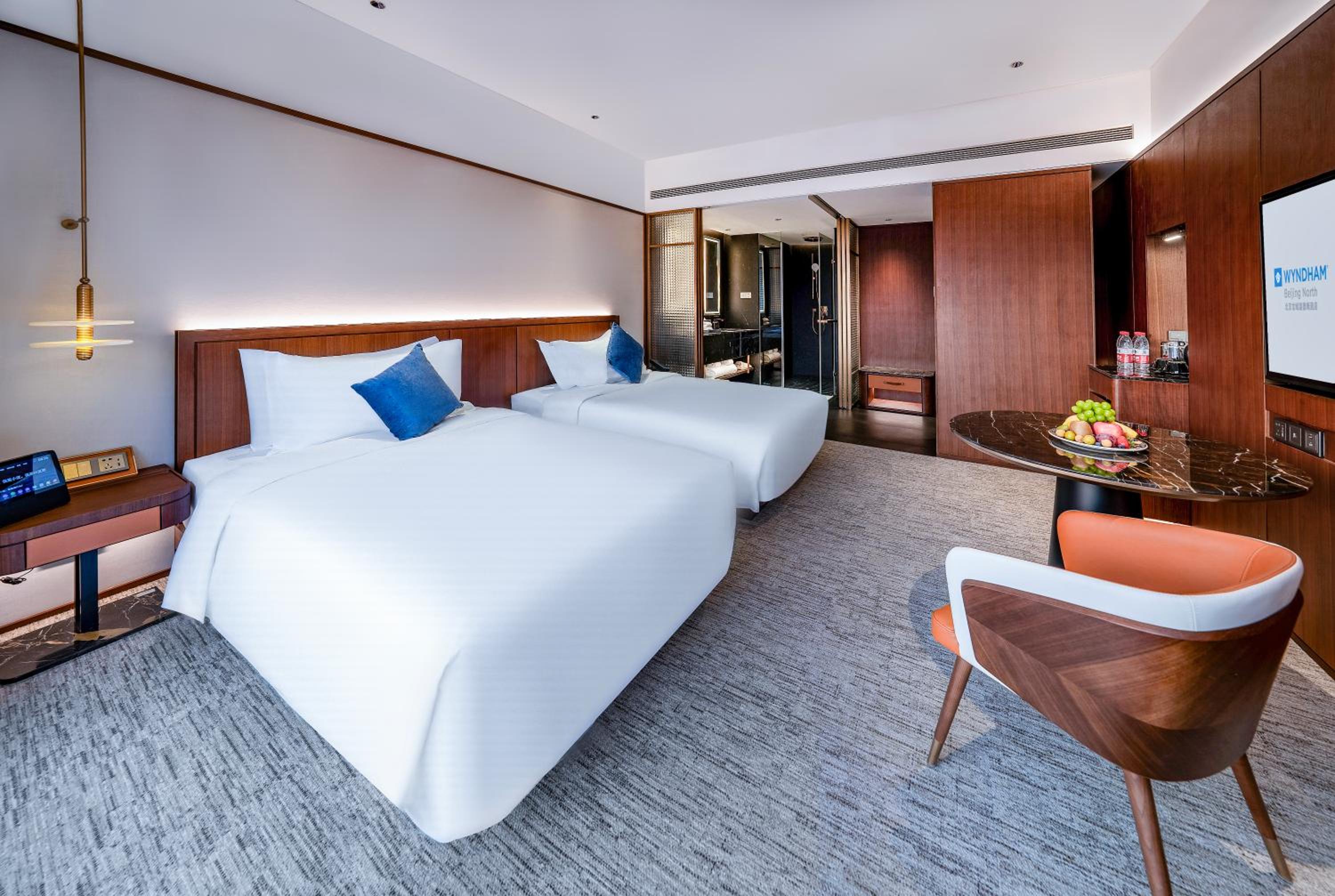 Executive Twin Room - Non-Smoking - Photo 2