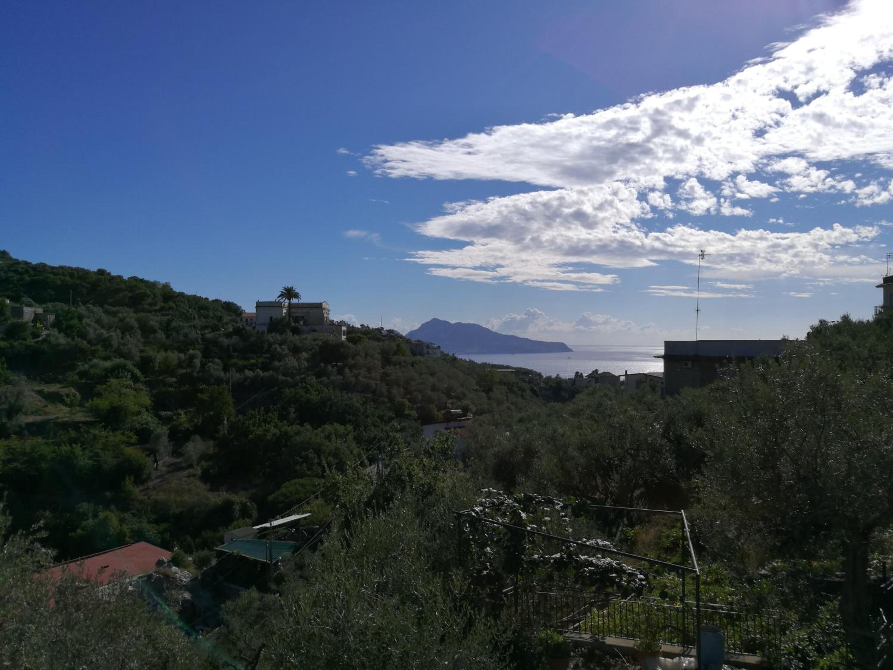 Quadruple Room with Sea View - Photo 11