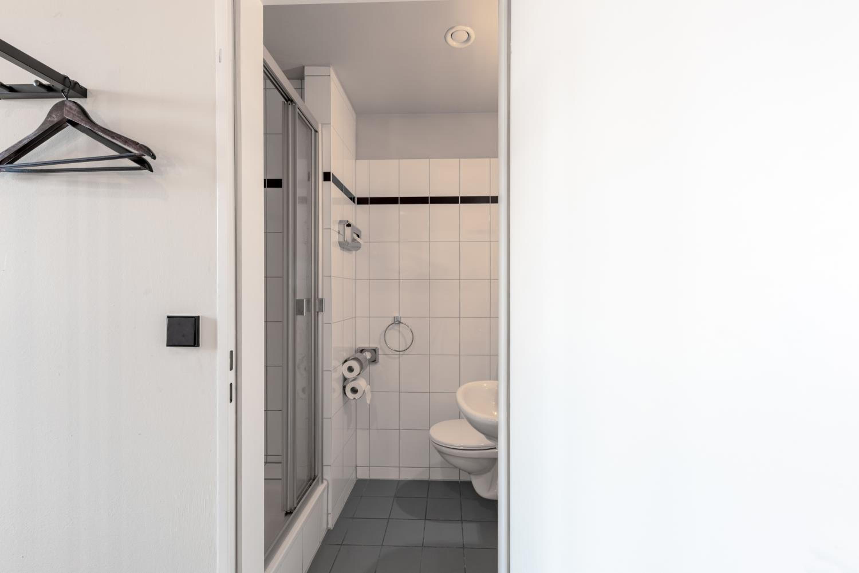 Twin room for Single use