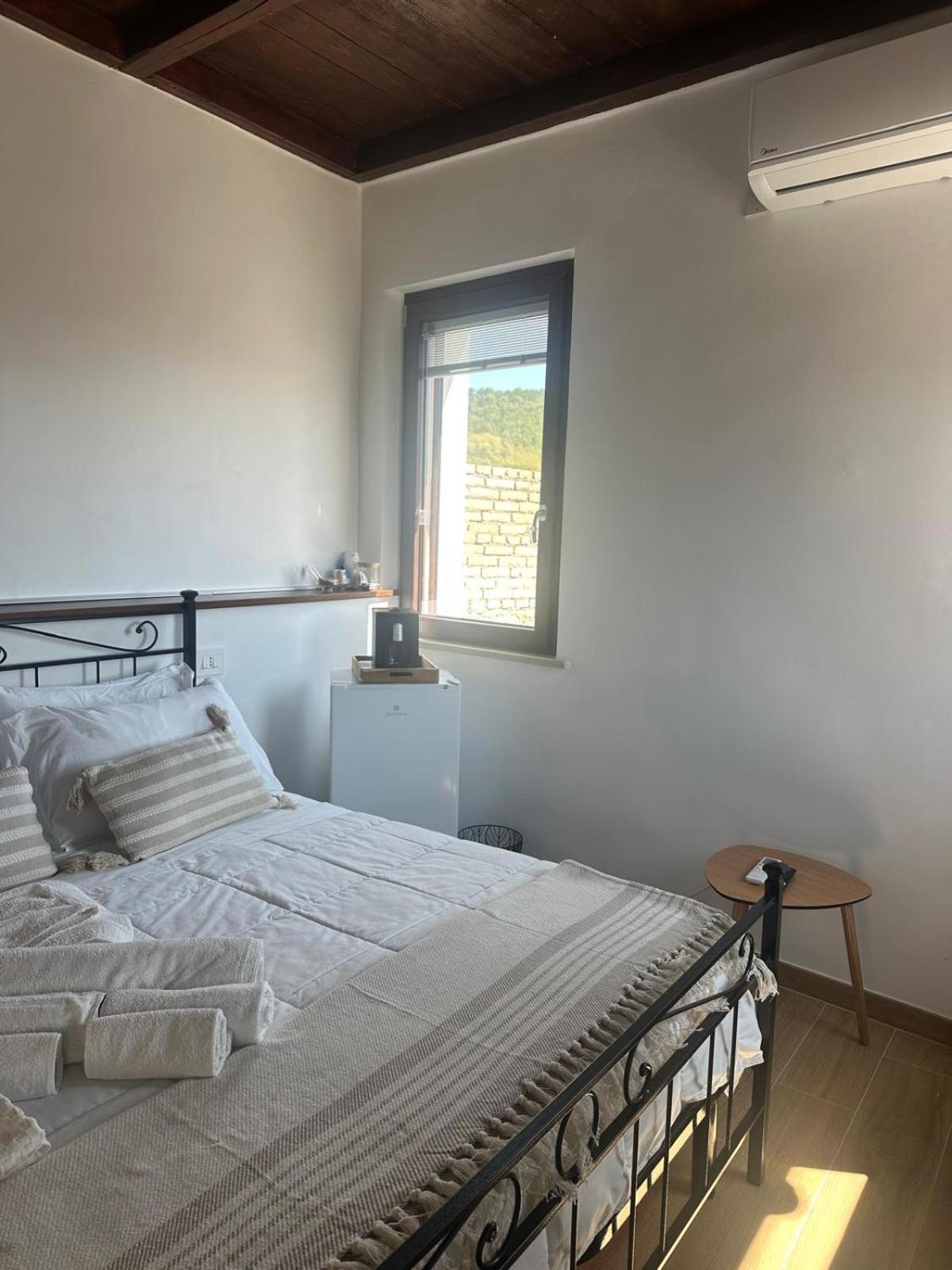 Double or Twin Room photo 2
