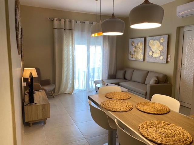 Two-Bedroom Deluxe Apartment with Balcony photo 3