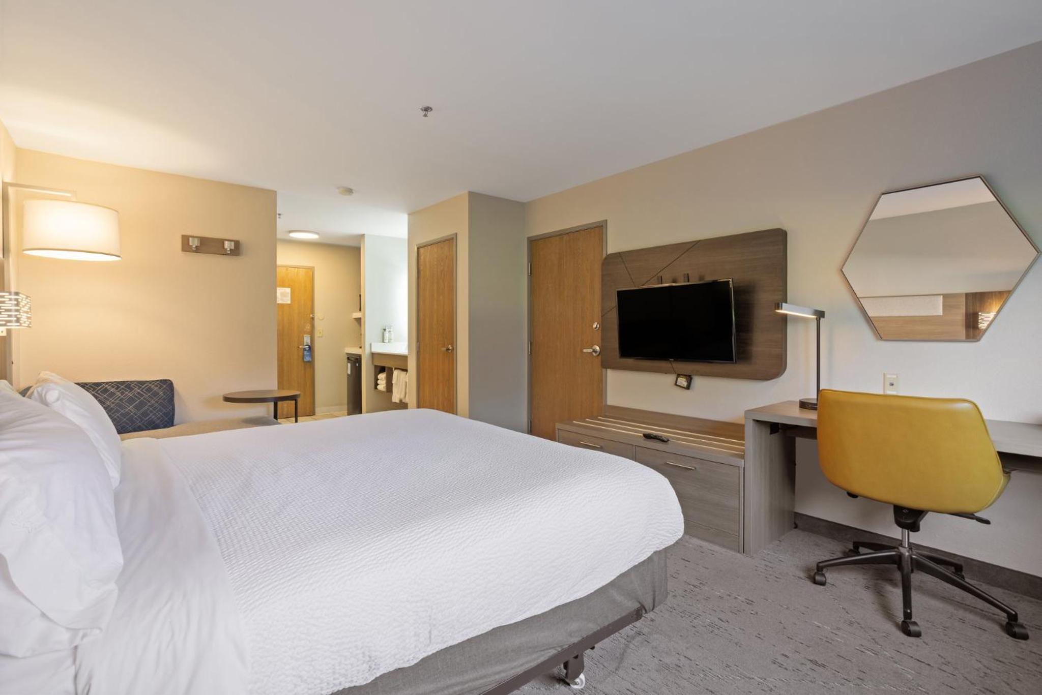Holiday Inn Express Hotel & Suites Torrington by IHG