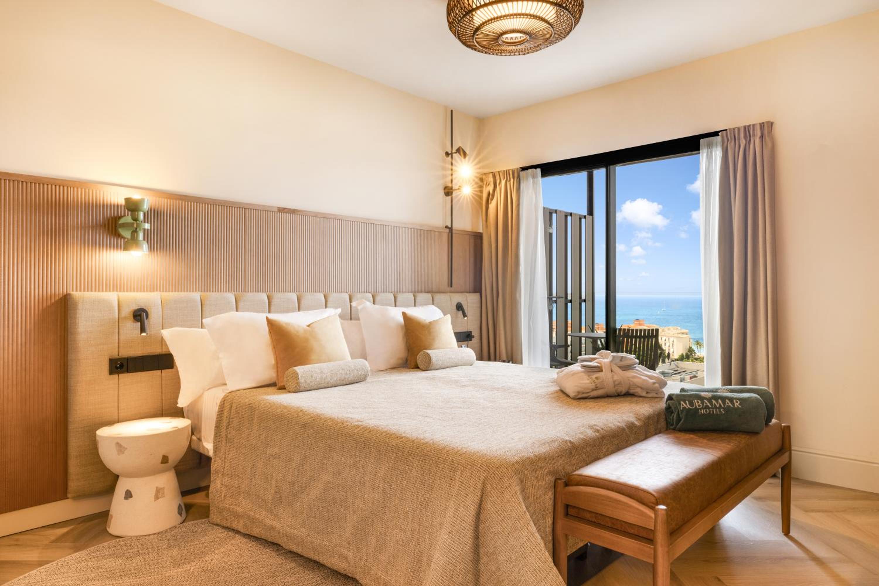 Double Room with Sea View - Photo 5