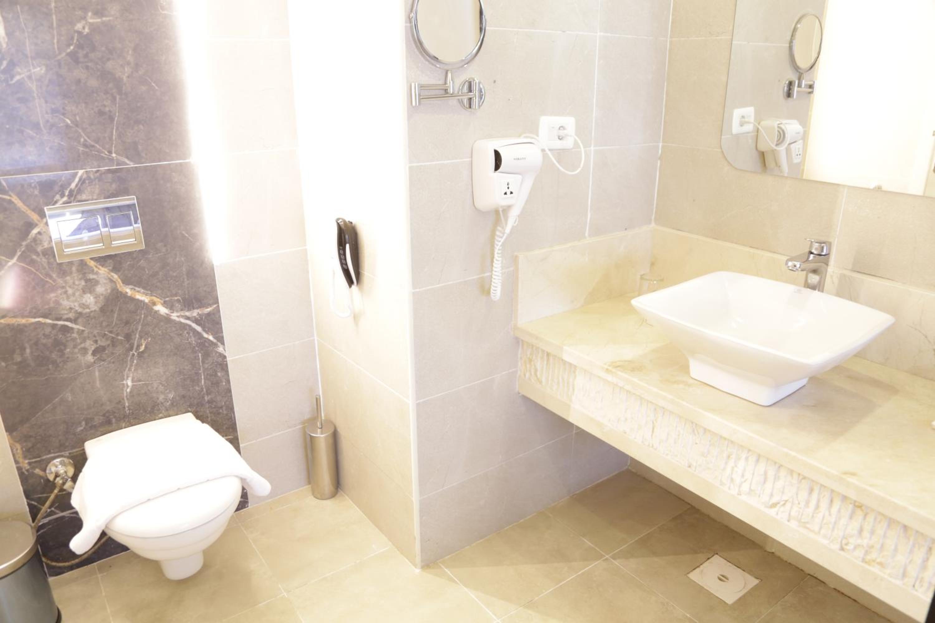 Deluxe Double or Twin Room with Garden View photo 1