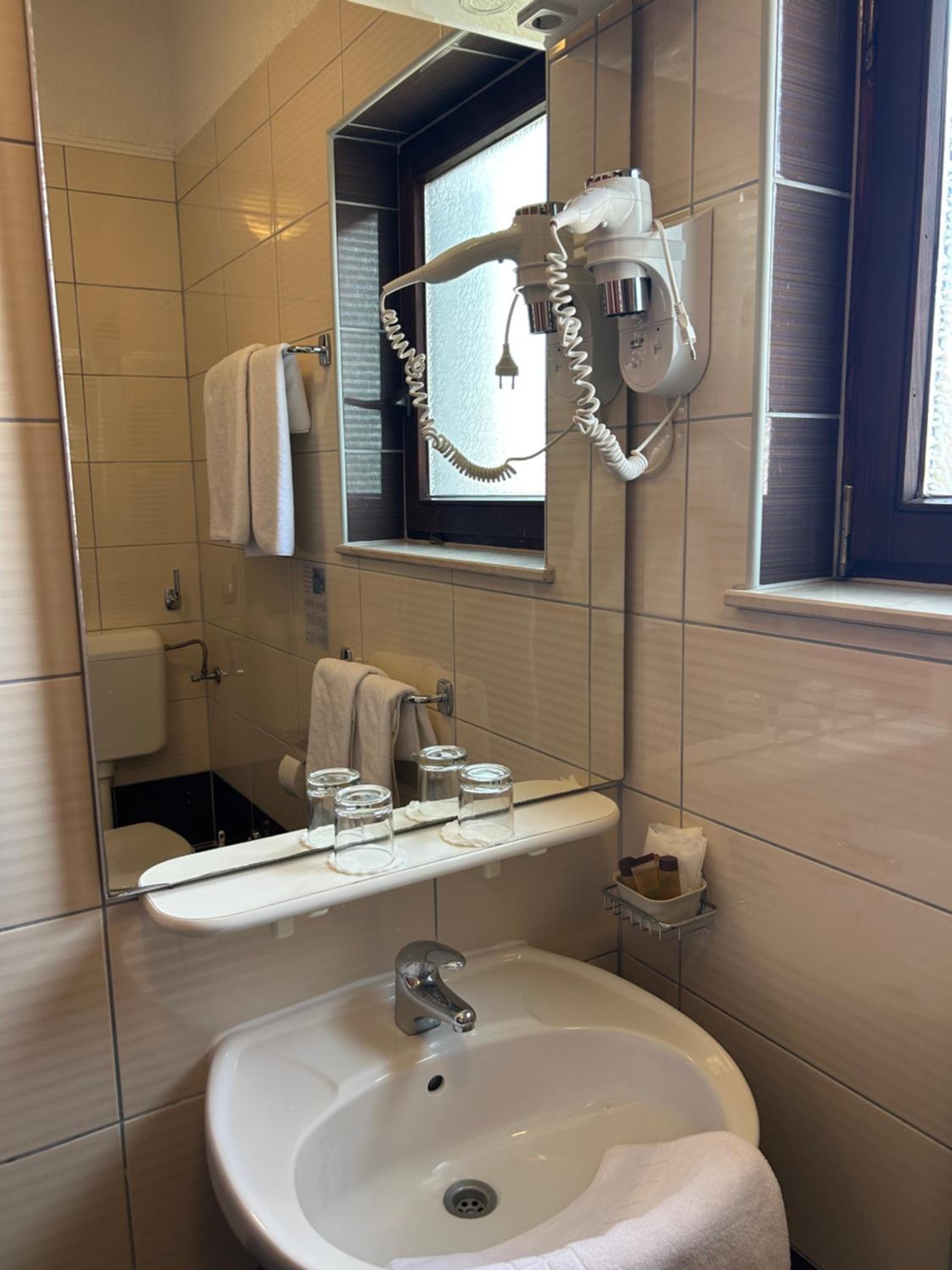 Economy Double or Twin Room