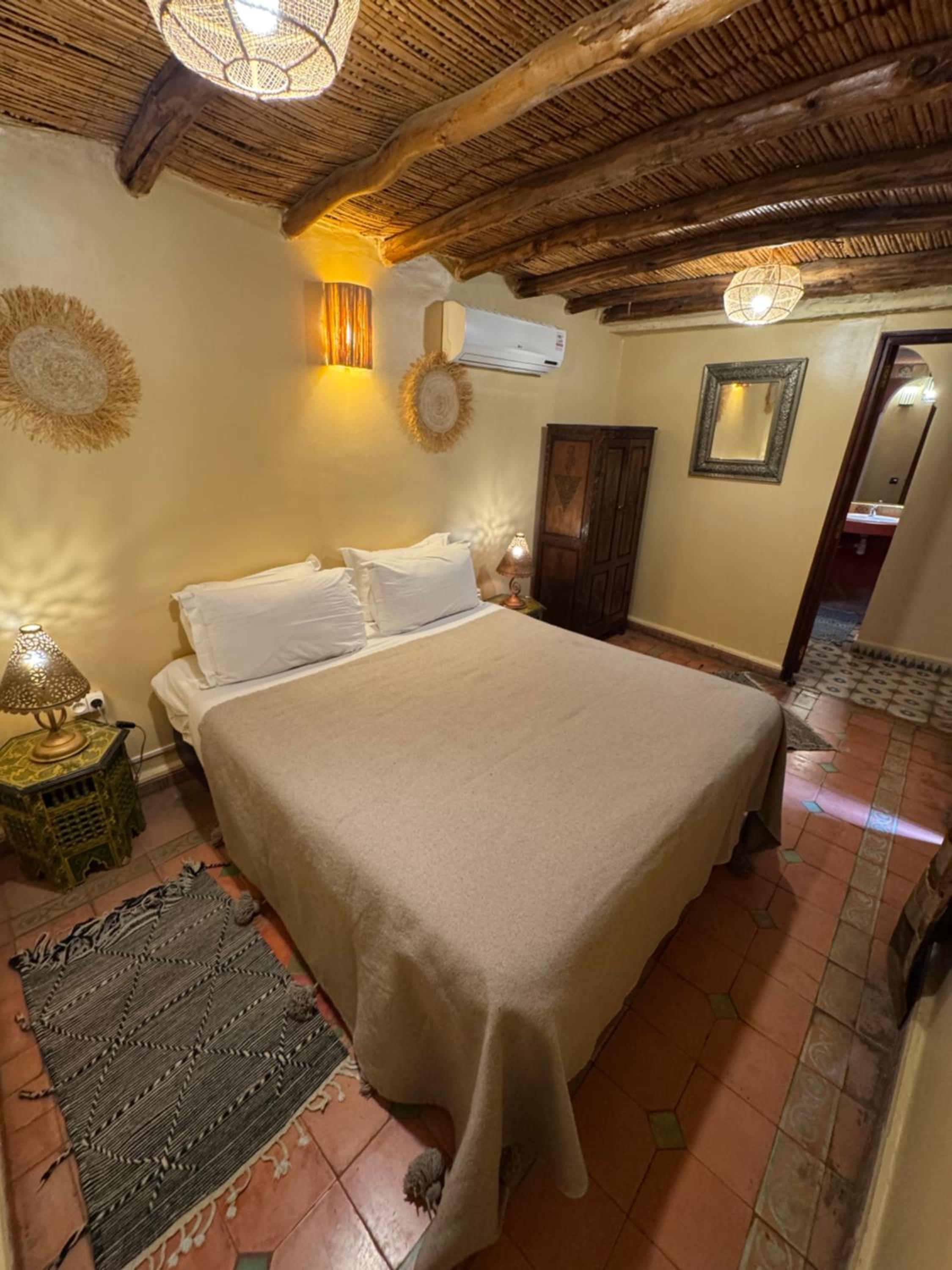 Double or Twin Room with Terrace