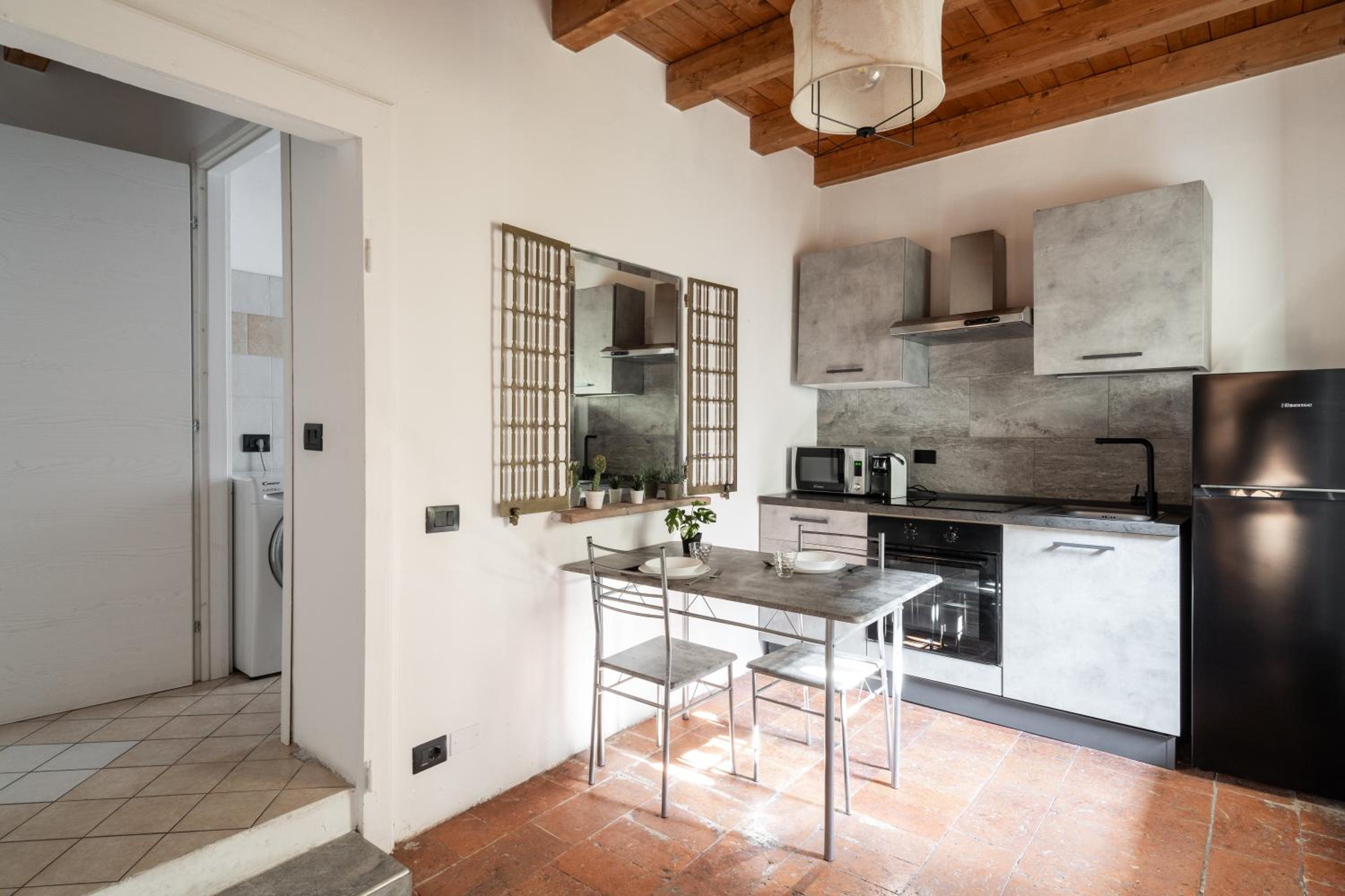 One-Bedroom Apartment with Terrace photo 3