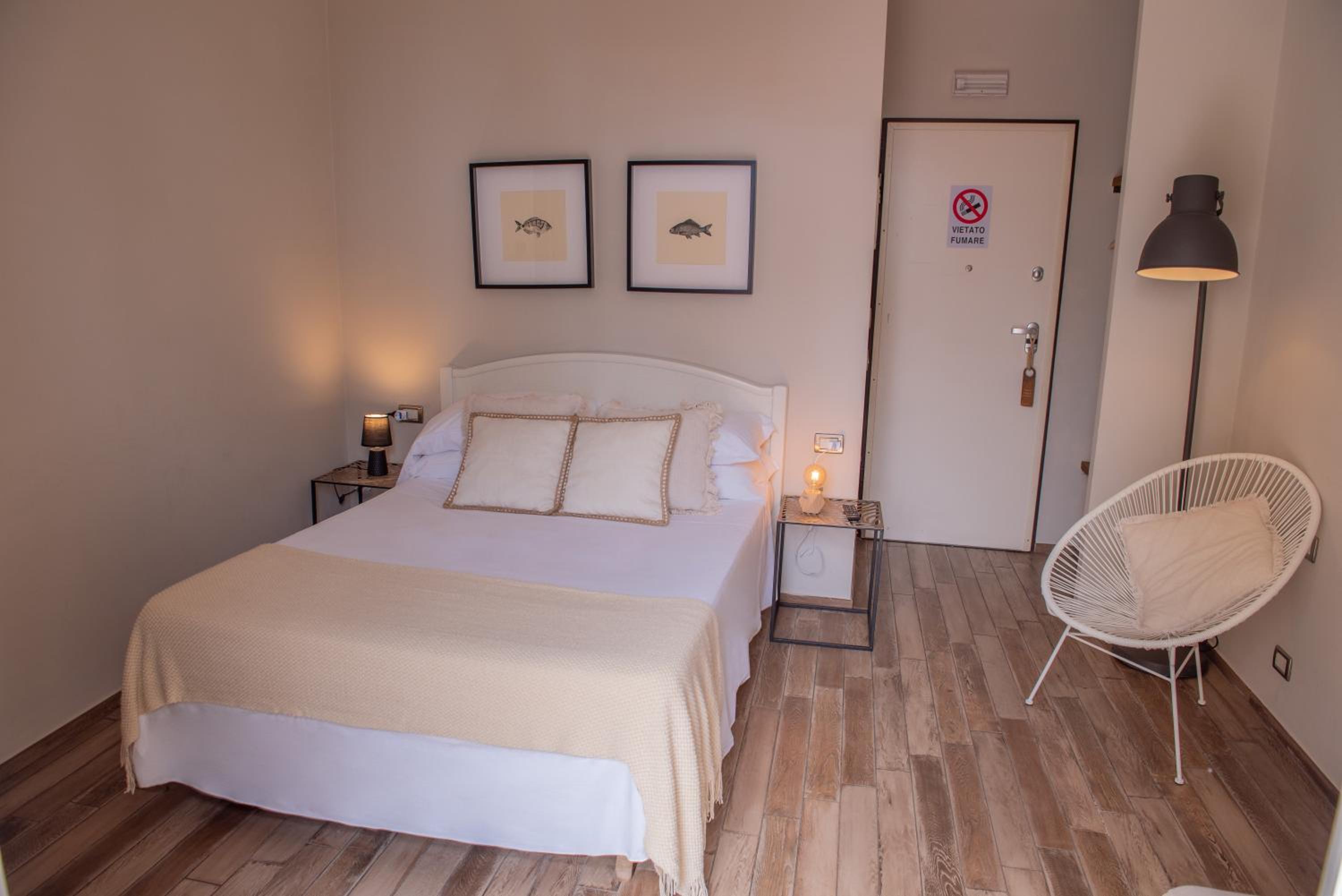 Deluxe Double Room with Balcony and Sea View
