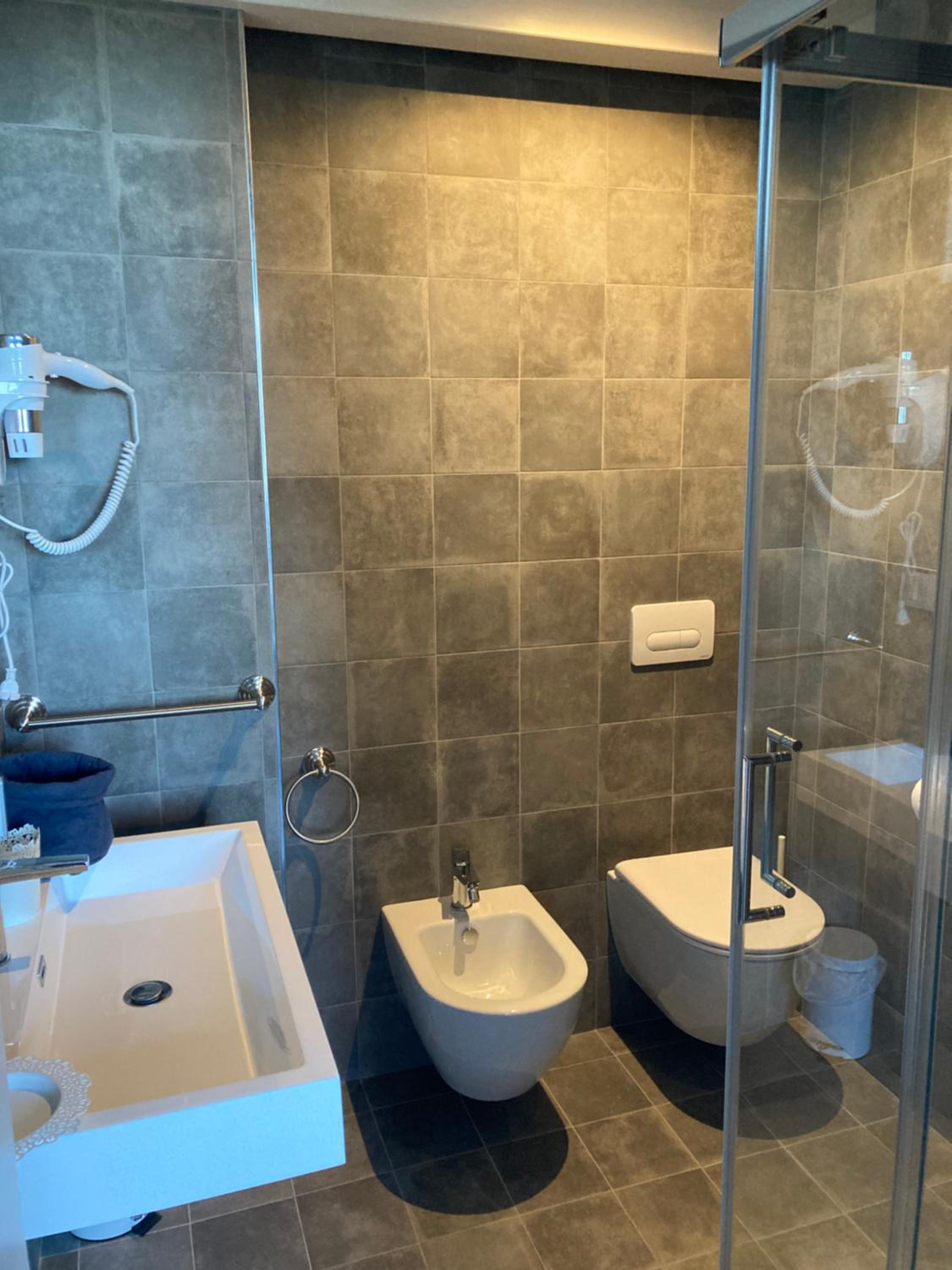 Deluxe Double or Twin Room with Sea View photo 2