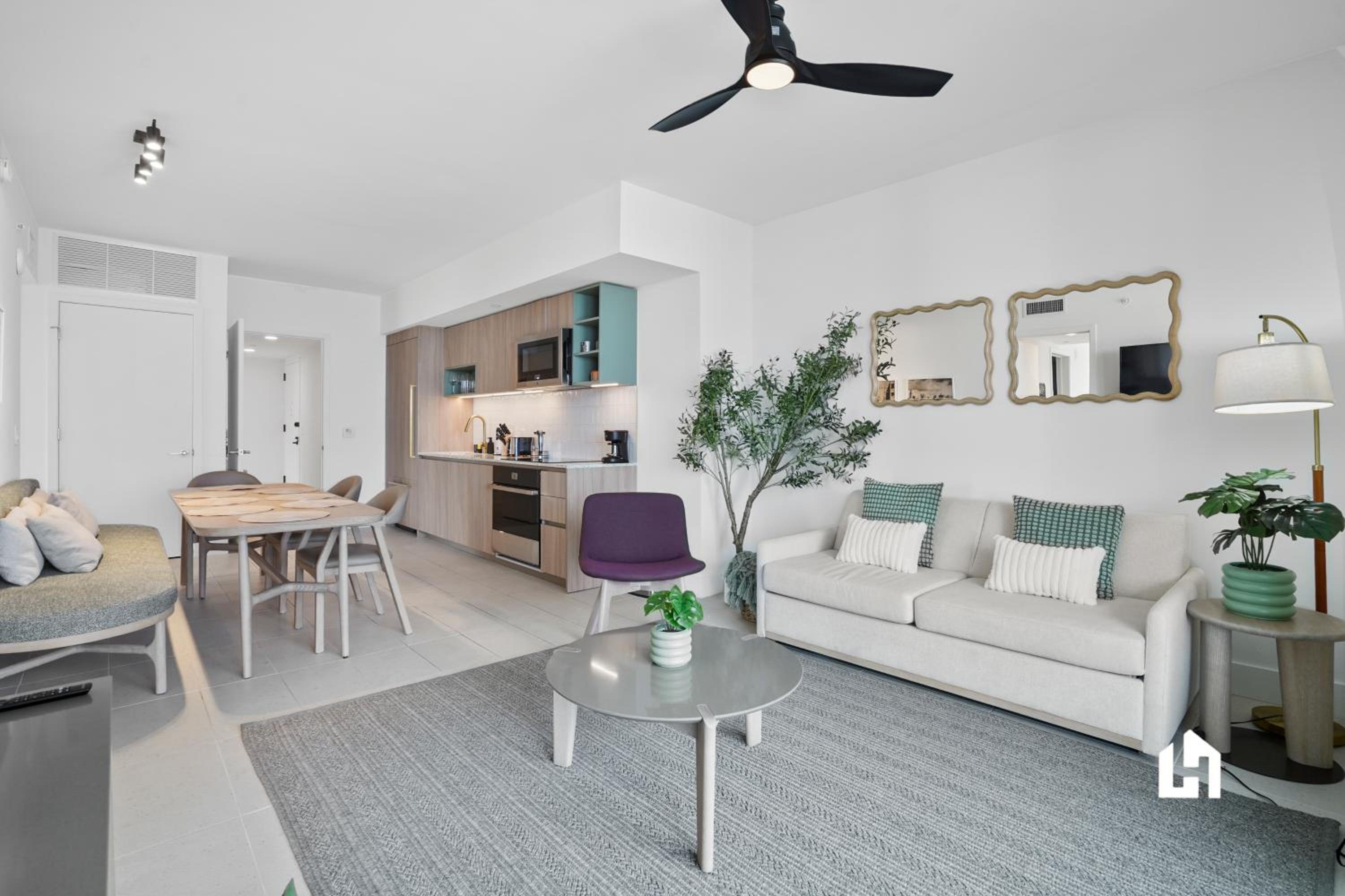 Three-Bedroom Apartment with Ocean View photo 1
