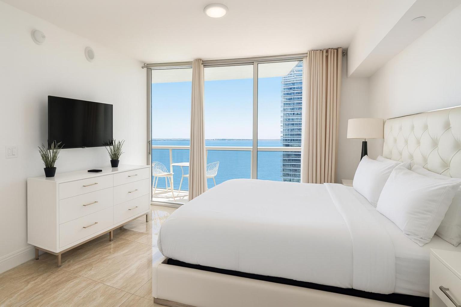 Two-Bedroom Apartment with Ocean View photo 3
