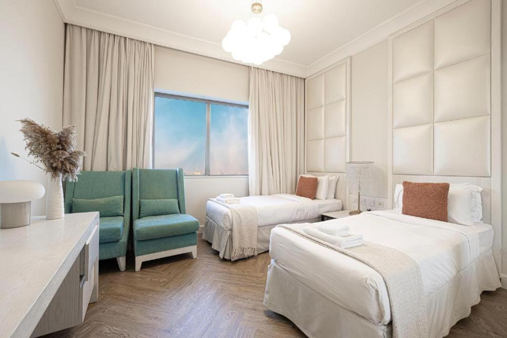 Two-Bedroom Deluxe Apartment with Balcony photo 2